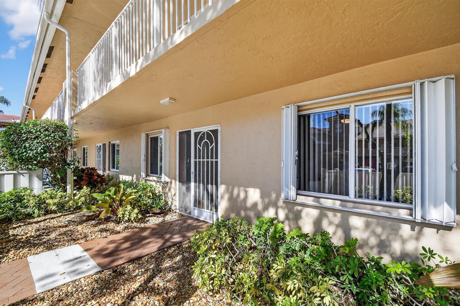 5951 Regal Glen Drive # 107, Boynton Beach FL 33437 photo 2