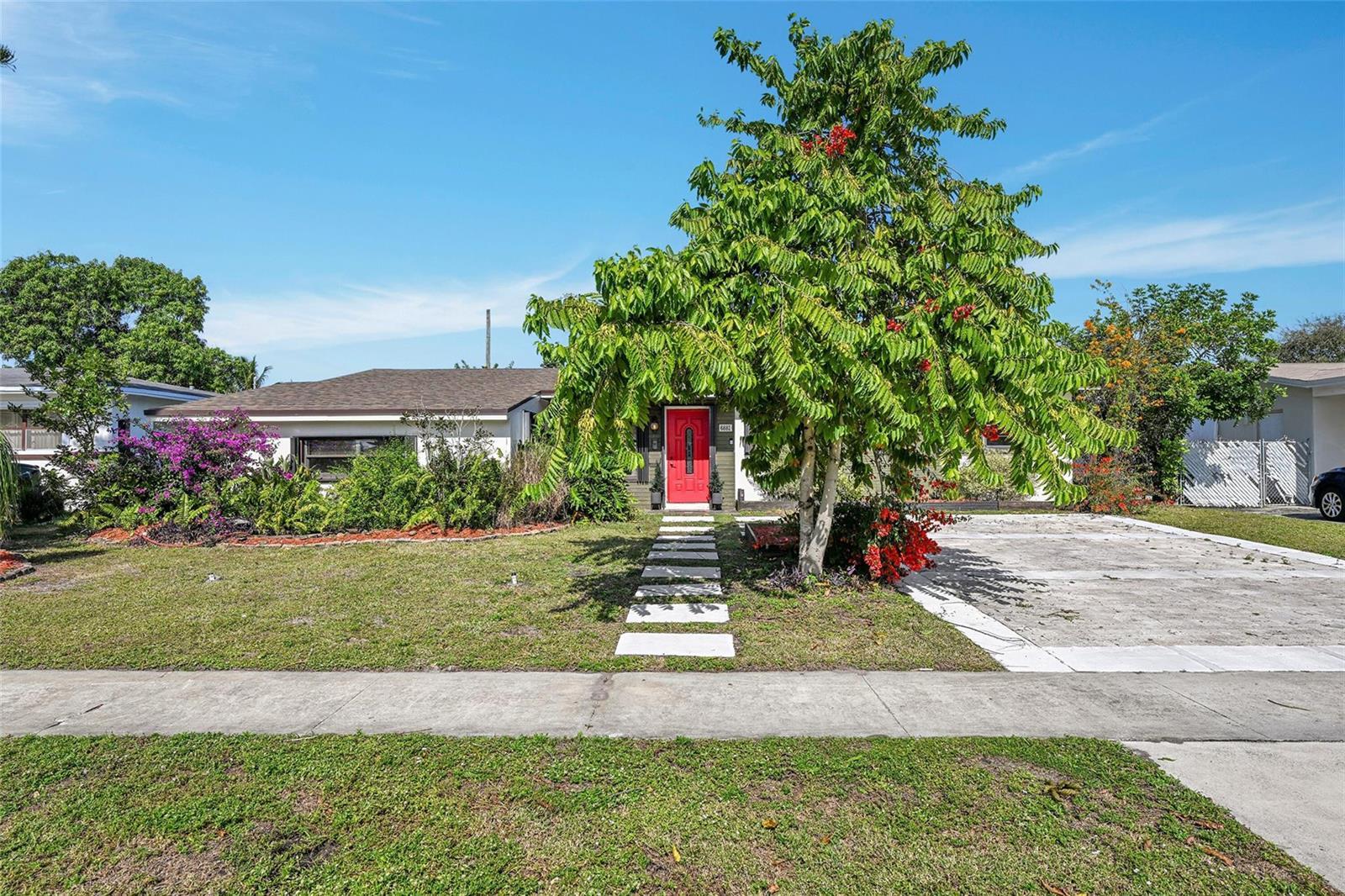 6881 SW 2nd Street, Pembroke Pines FL 33023 photo 4