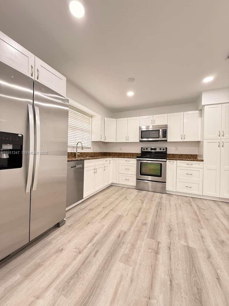 7064 Woodmont Ave, Tamarac FL 33321