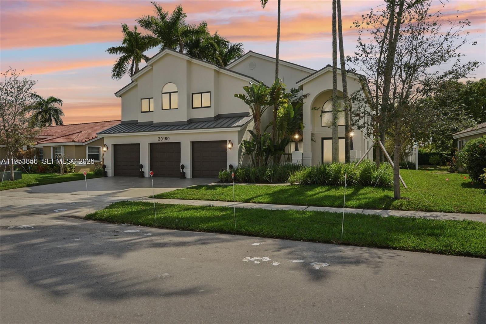 20160 NW 9th Dr, Pembroke Pines FL 33029 photo 4