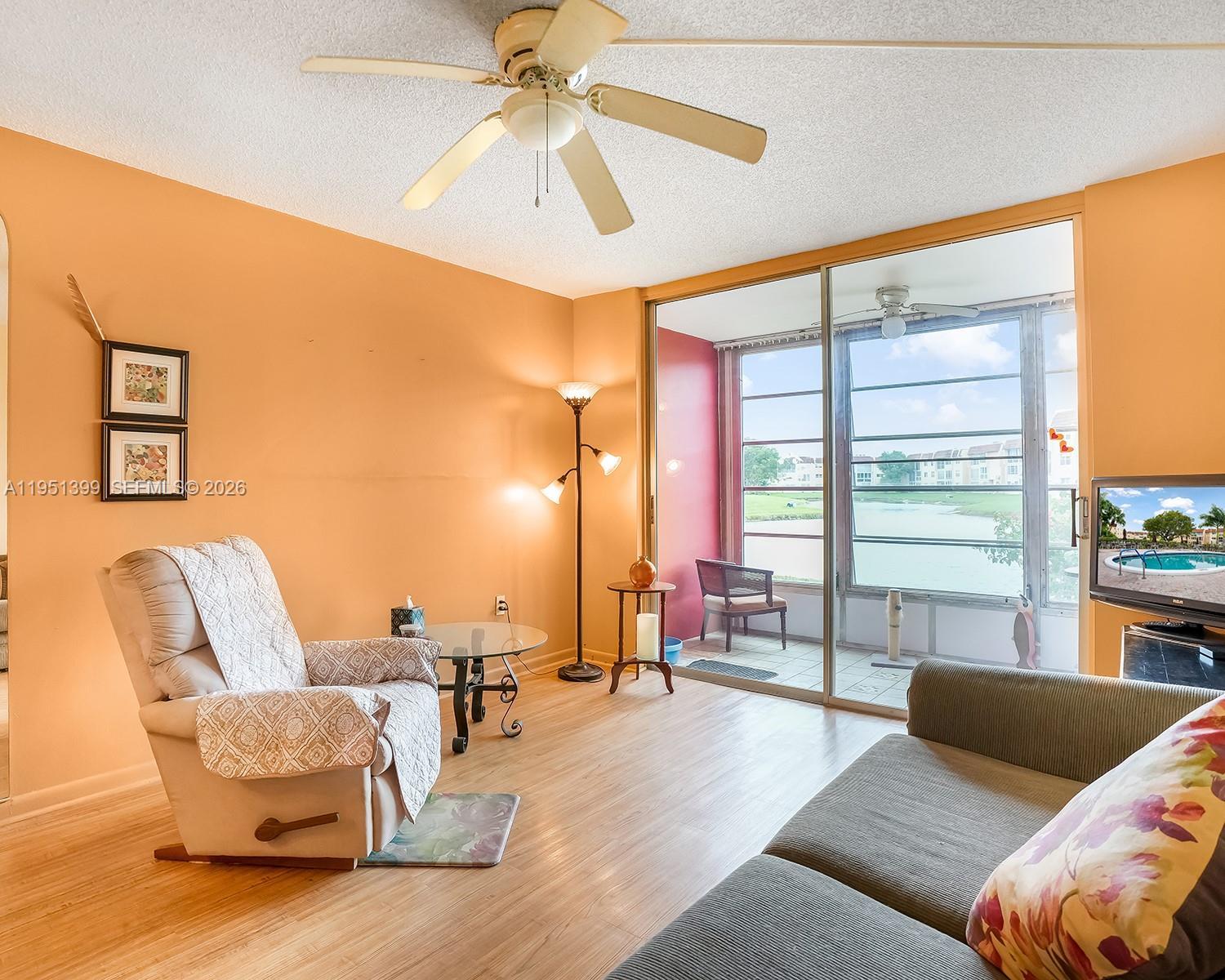 8861 Sunrise Lakes Blvd # 106, Sunrise FL 33322 photo 3