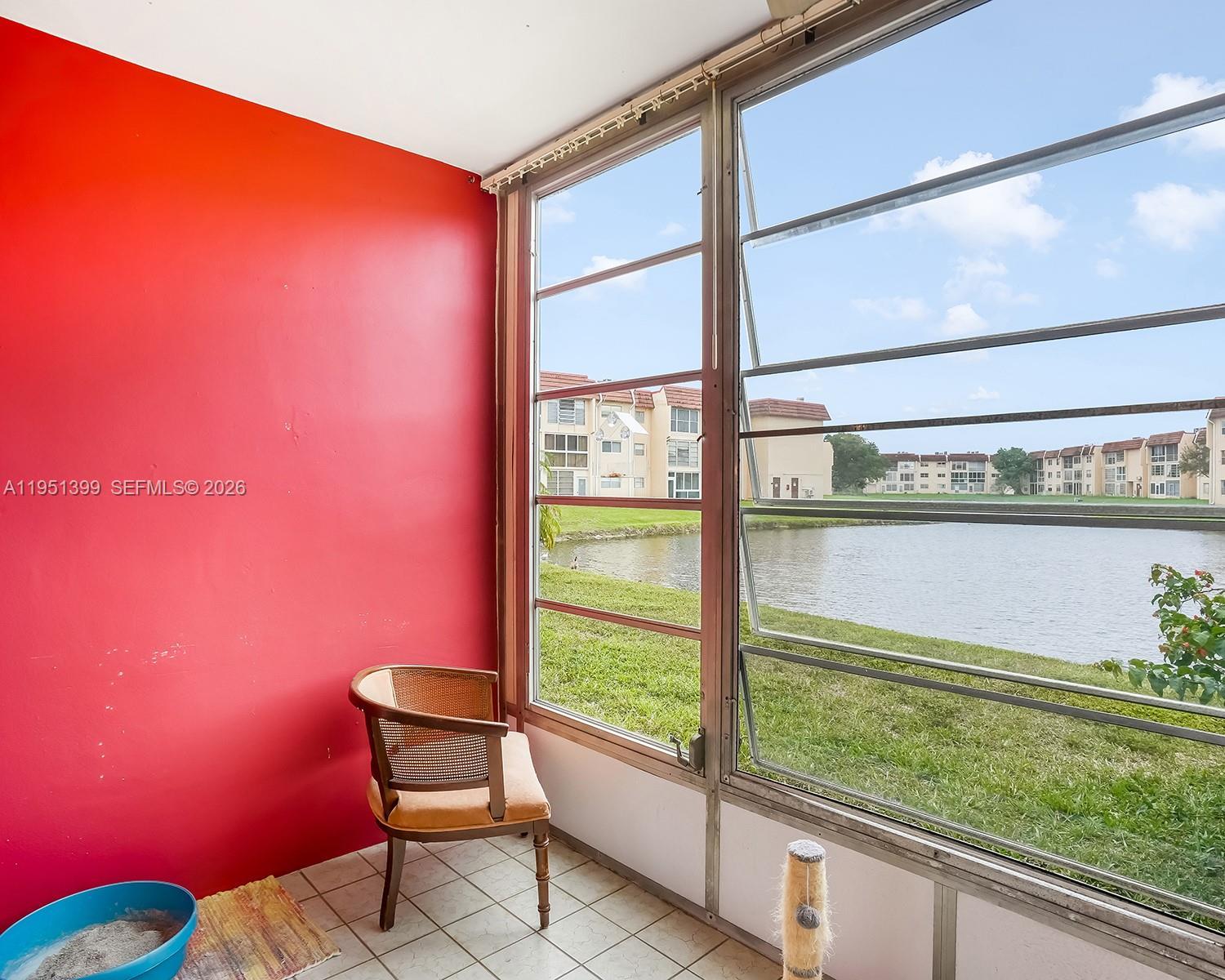 8861 Sunrise Lakes Blvd # 106, Sunrise FL 33322 photo 4