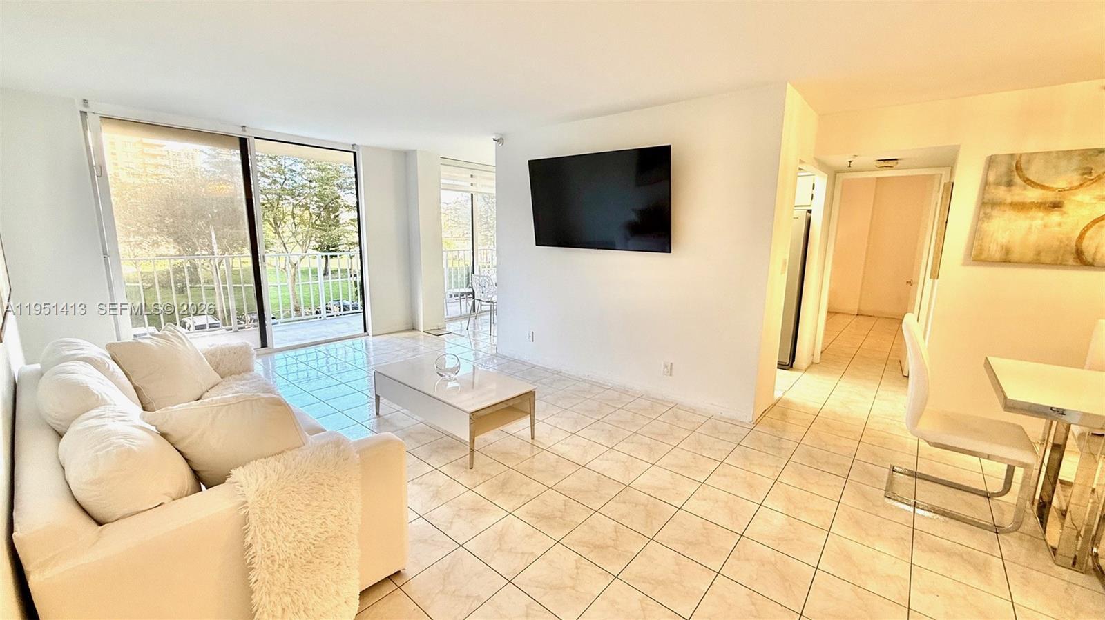 290 174th St # 312, Sunny Isles Beach FL 33160 photo 2