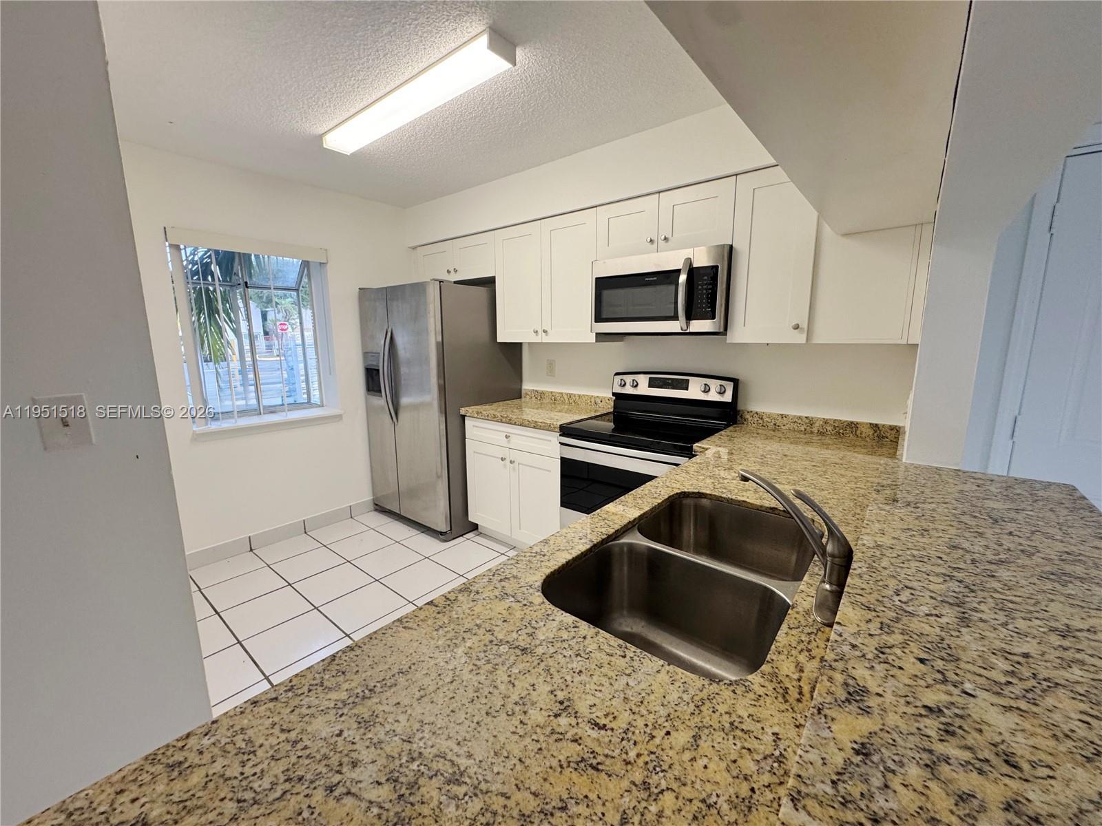 9140 SW 148th Ct, Miami FL 33196 photo 3