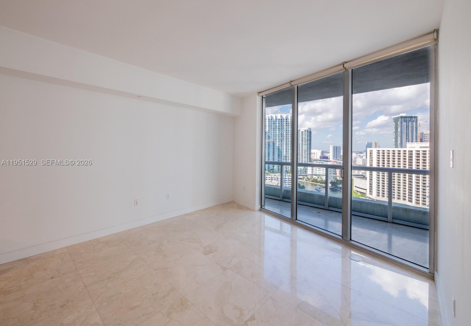 465 Brickell Ave # 2304, Miami FL 33131 photo 5