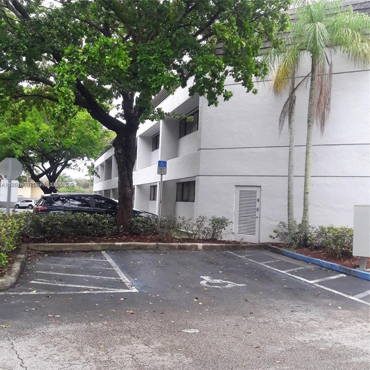 8500 SW 92nd St # 106, Miami FL 33156 photo 2