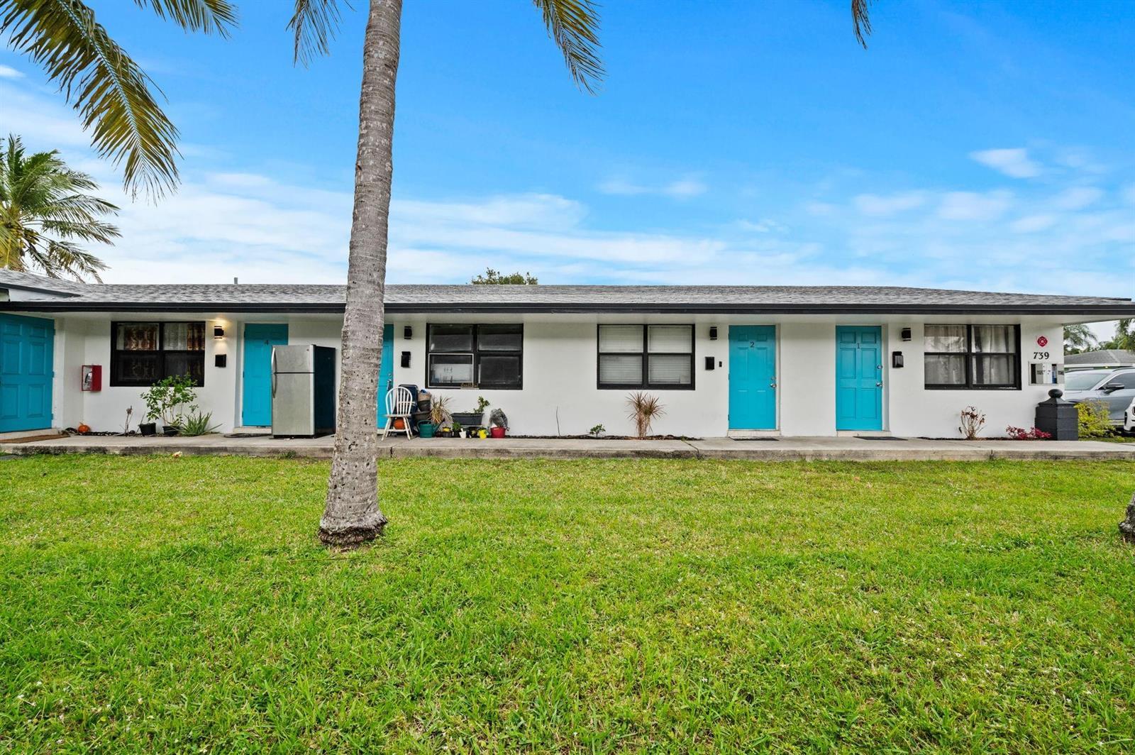 739 NE 13th Court, Fort Lauderdale FL 33304 photo 2