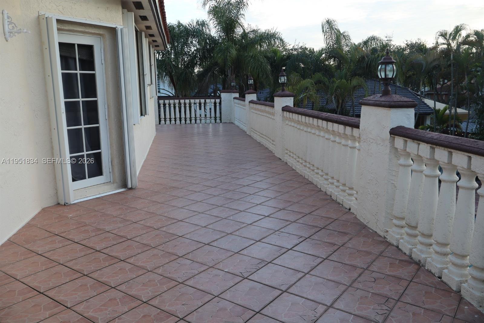 16750 NW 78th Ave, Miami Lakes FL 33016 photo 5