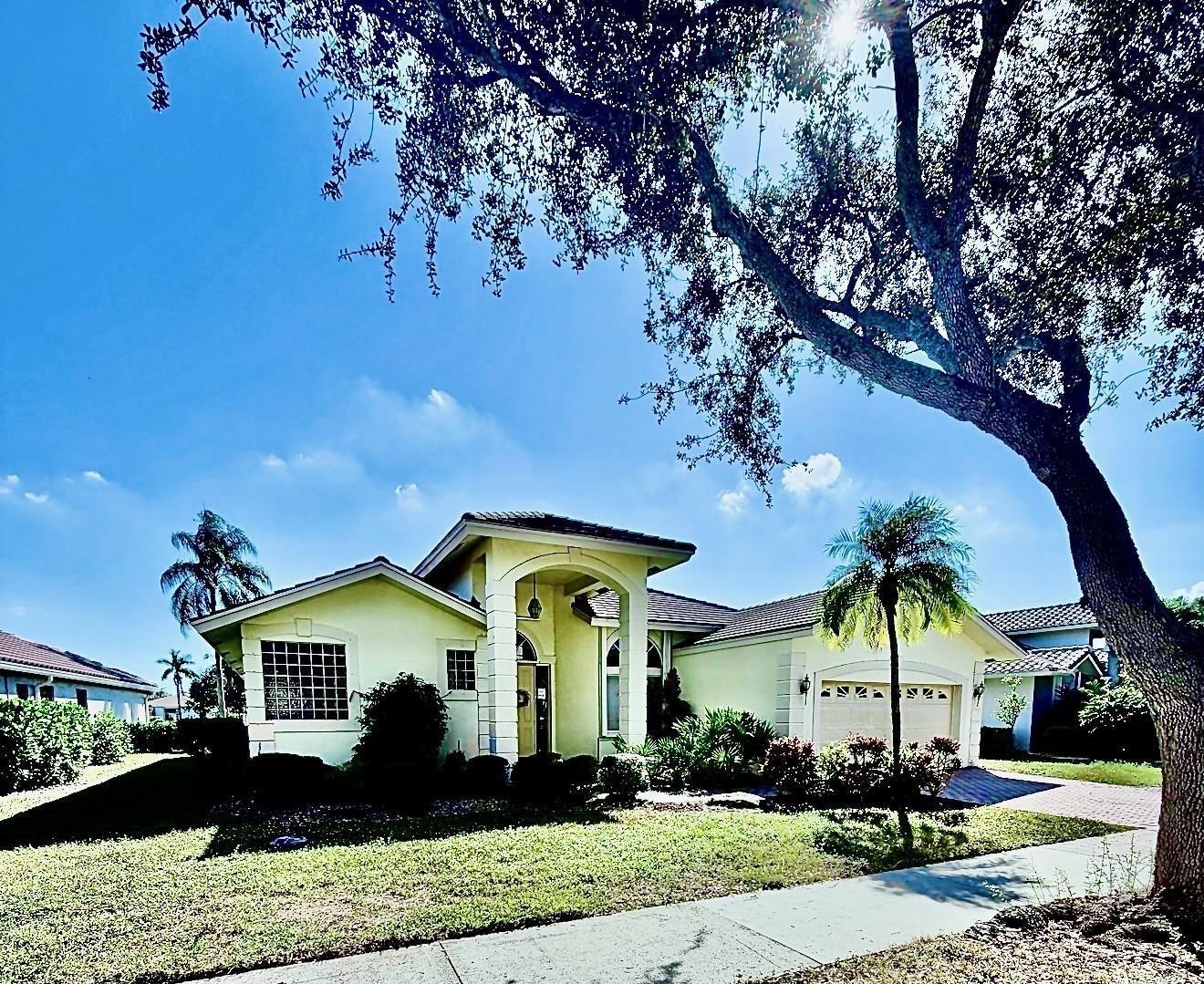 2800 Oakbrook Lane, Weston FL 33332