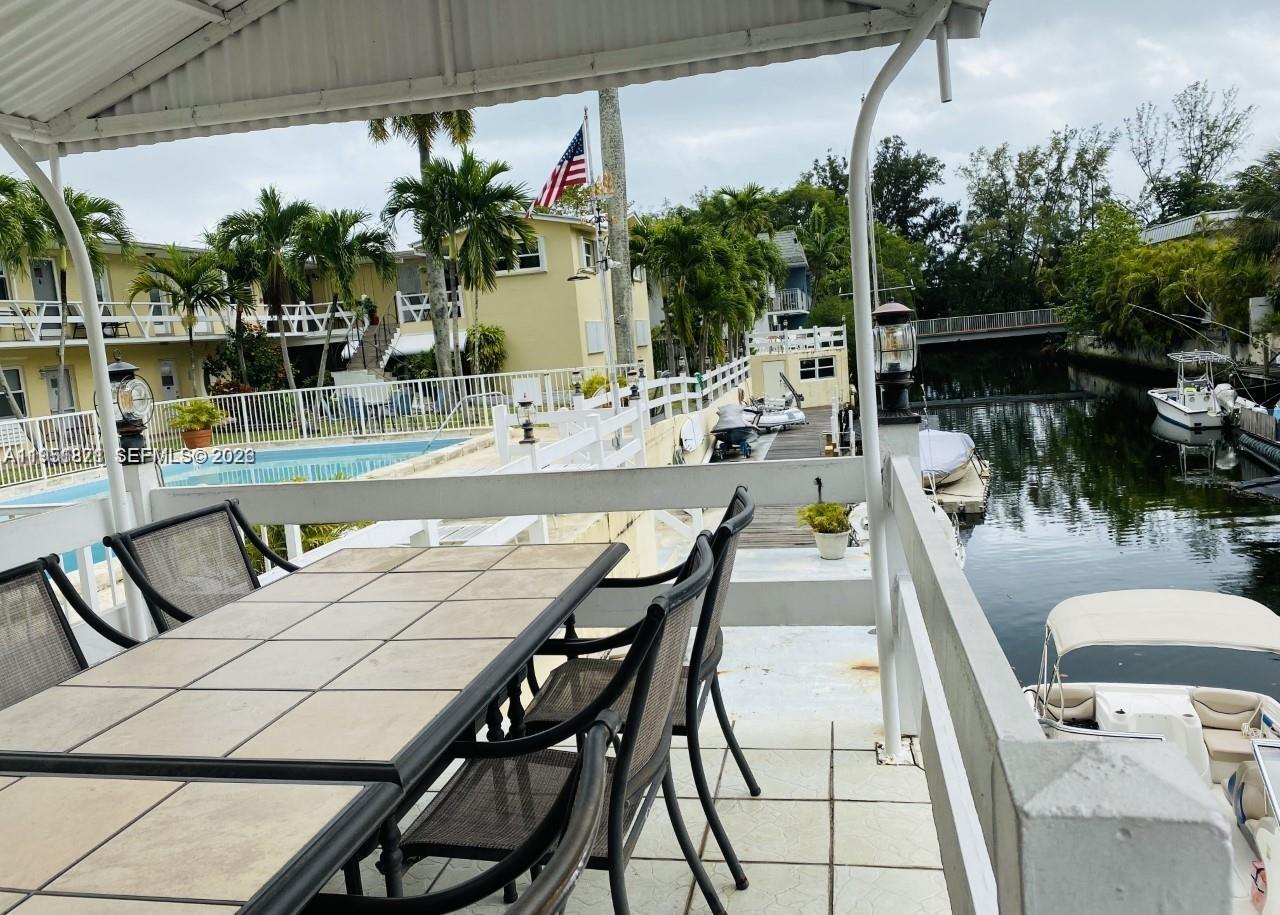 North Miami, FL 33181 photo 3