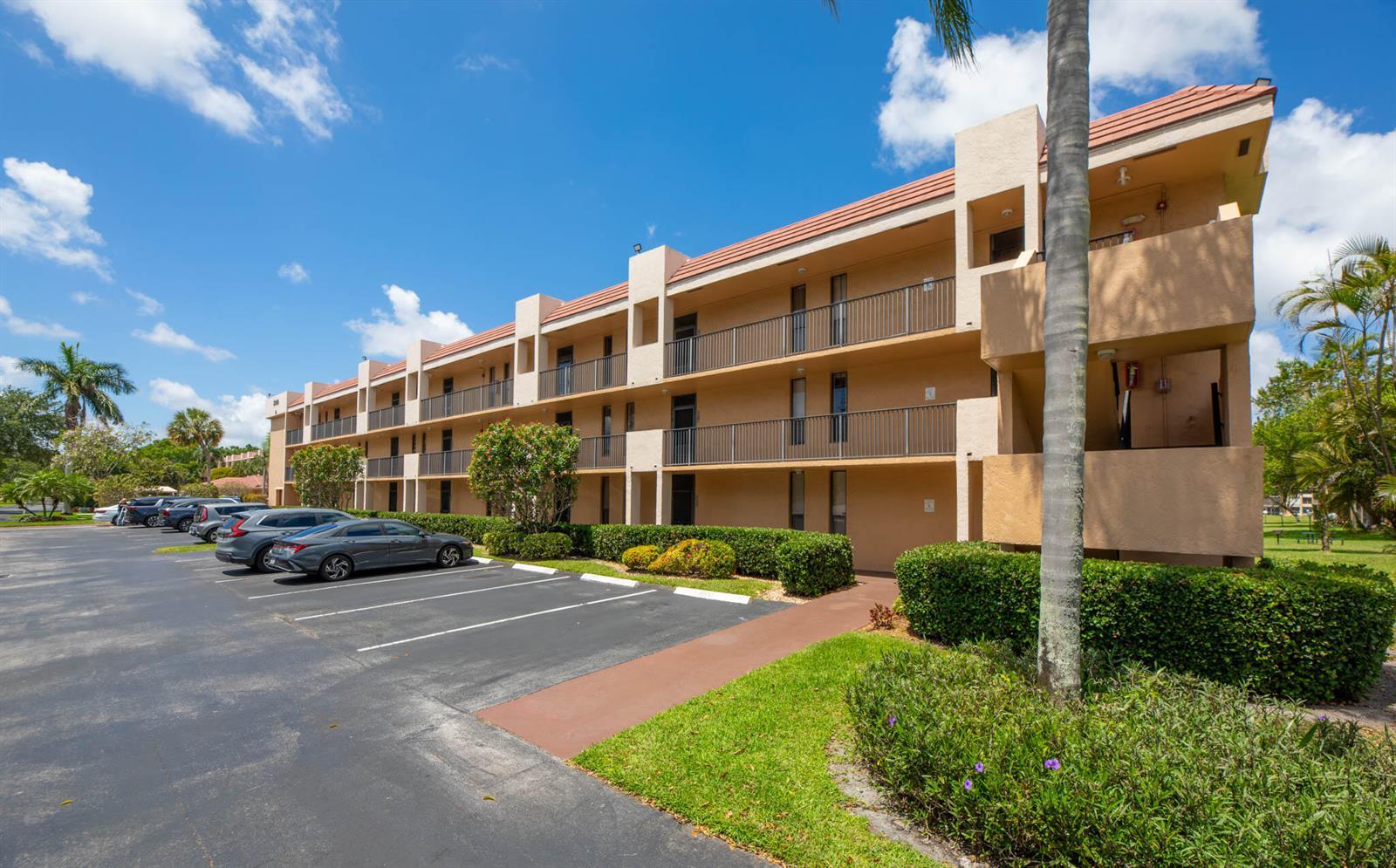 5926 Coral Lake Drive # 302, Margate FL 33063 photo 3