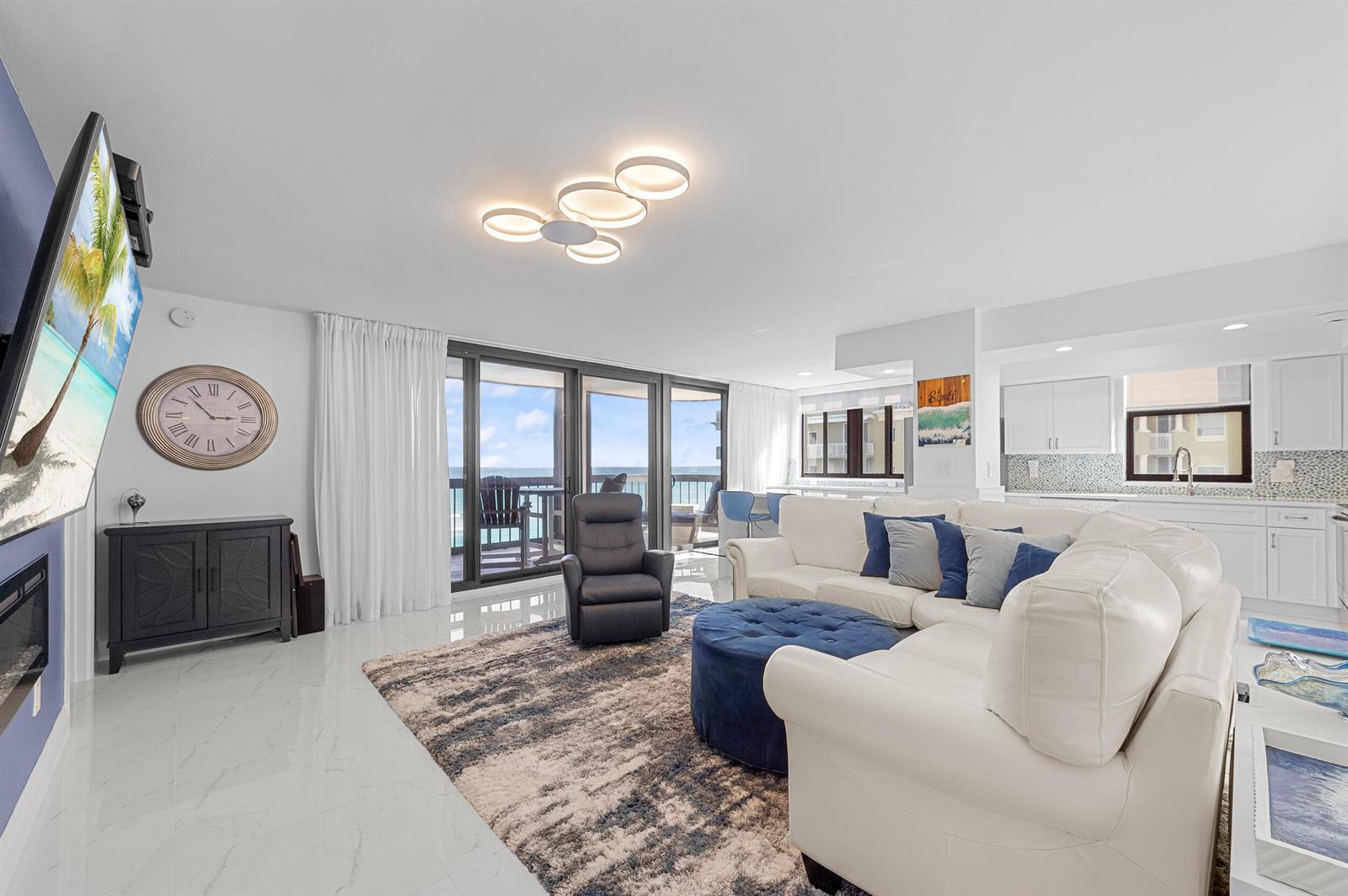 5380 N Ocean Drive # 8c, Singer Island FL 33404 photo 2