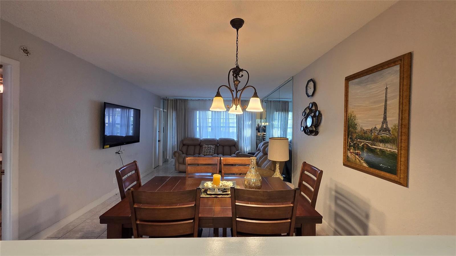 5111 W Oakland Park Boulevard # 104, Lauderdale Lakes FL 33313