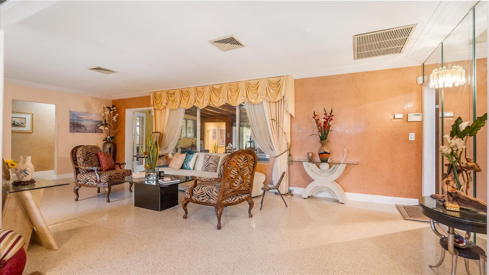 13920 N Miami Avenue, Miami FL 33168 photo 3