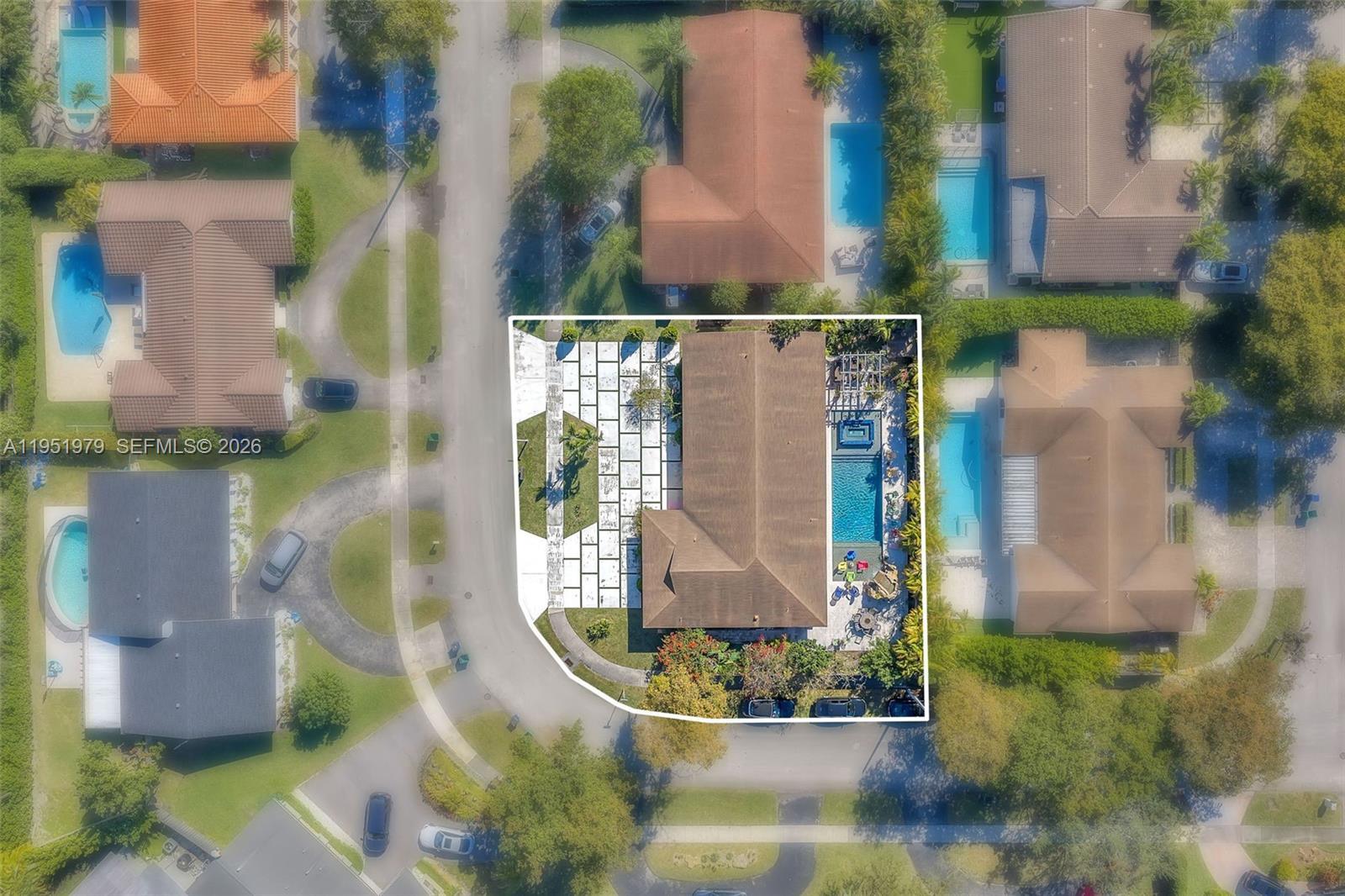 21424 NE 19th Ct, Miami FL 33179 photo 3