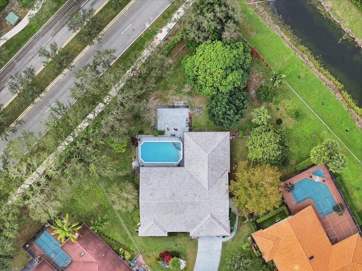 8870 NW 49th Drive, Coral Springs FL 33067 photo 2