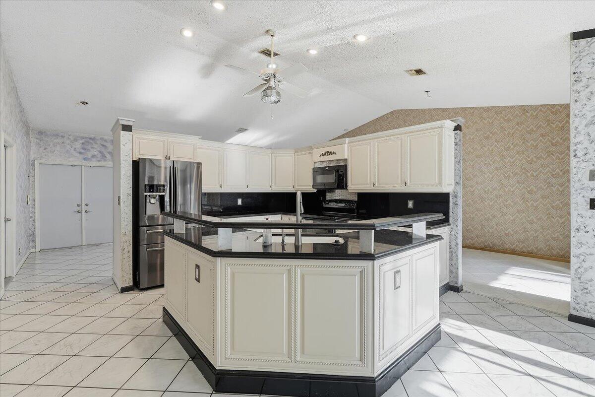 8870 NW 49th Drive, Coral Springs FL 33067 photo 5