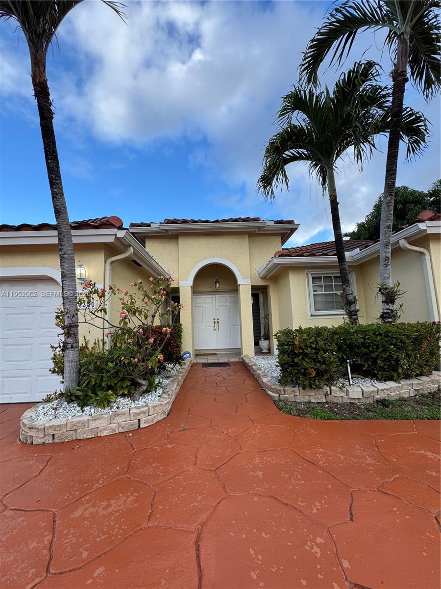 14241 SW 36th St, Miami FL 33175 photo 2
