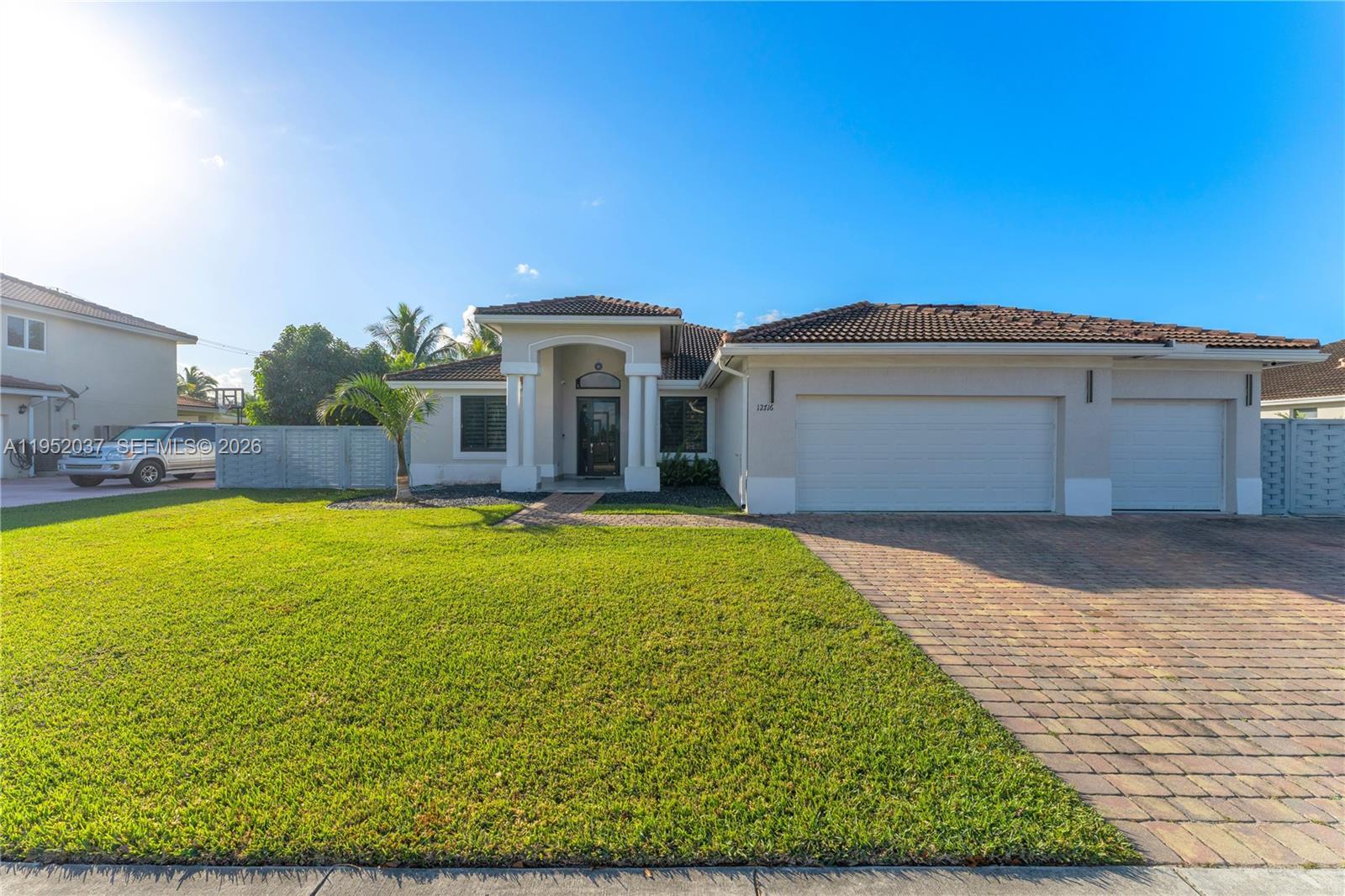 12716 SW 224th St, Miami FL 33170 photo 2