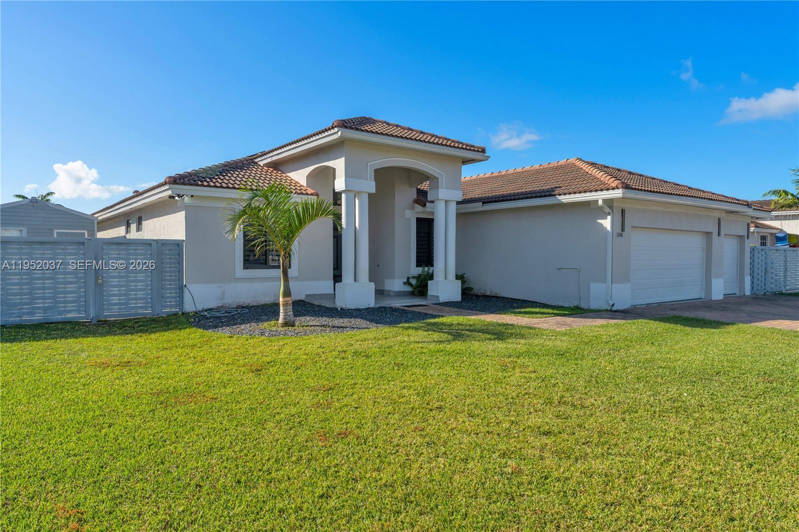 12716 SW 224th St, Miami FL 33170 photo 4
