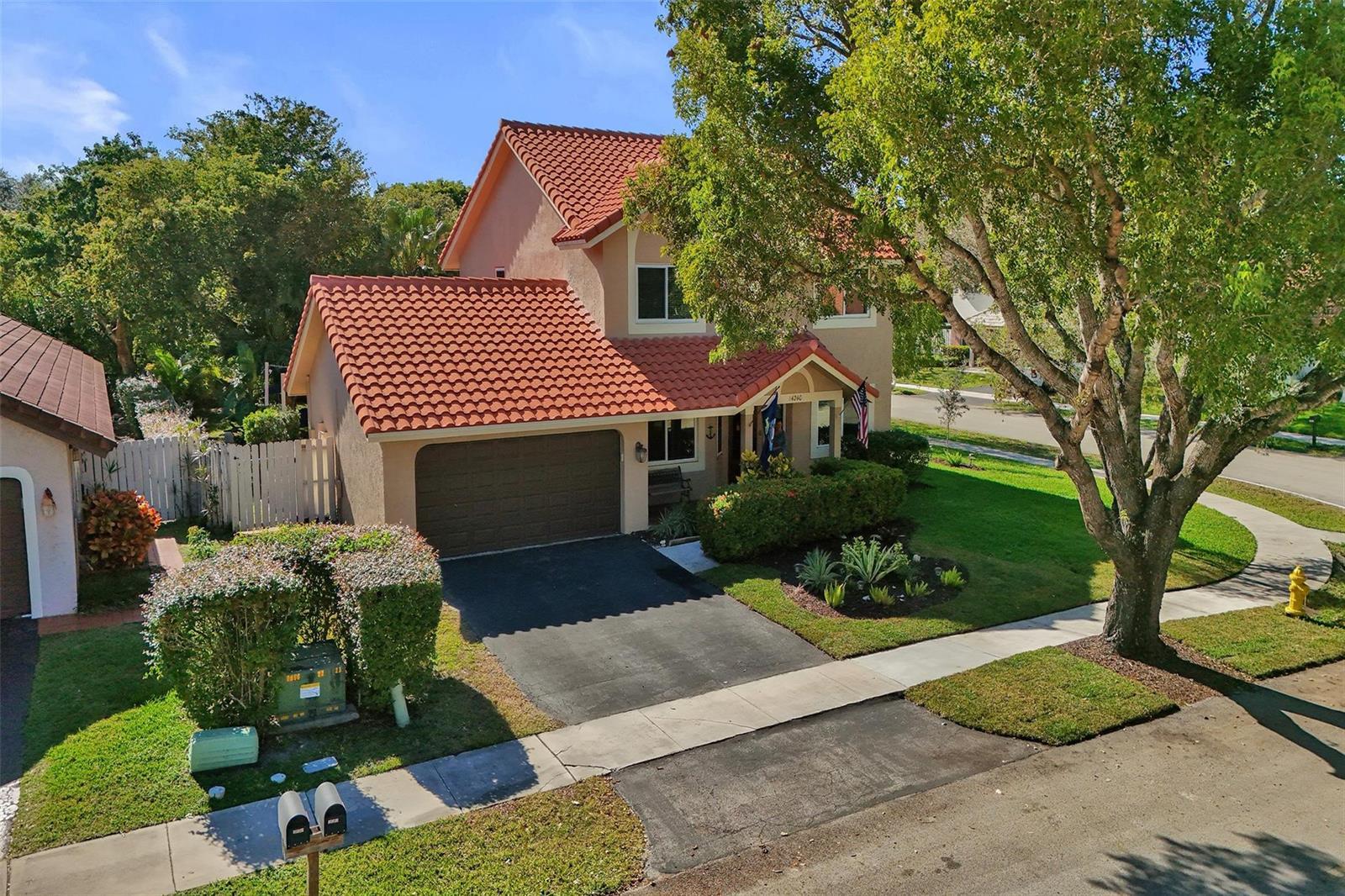 14240 Harpers Ferry Street, Davie FL 33325
