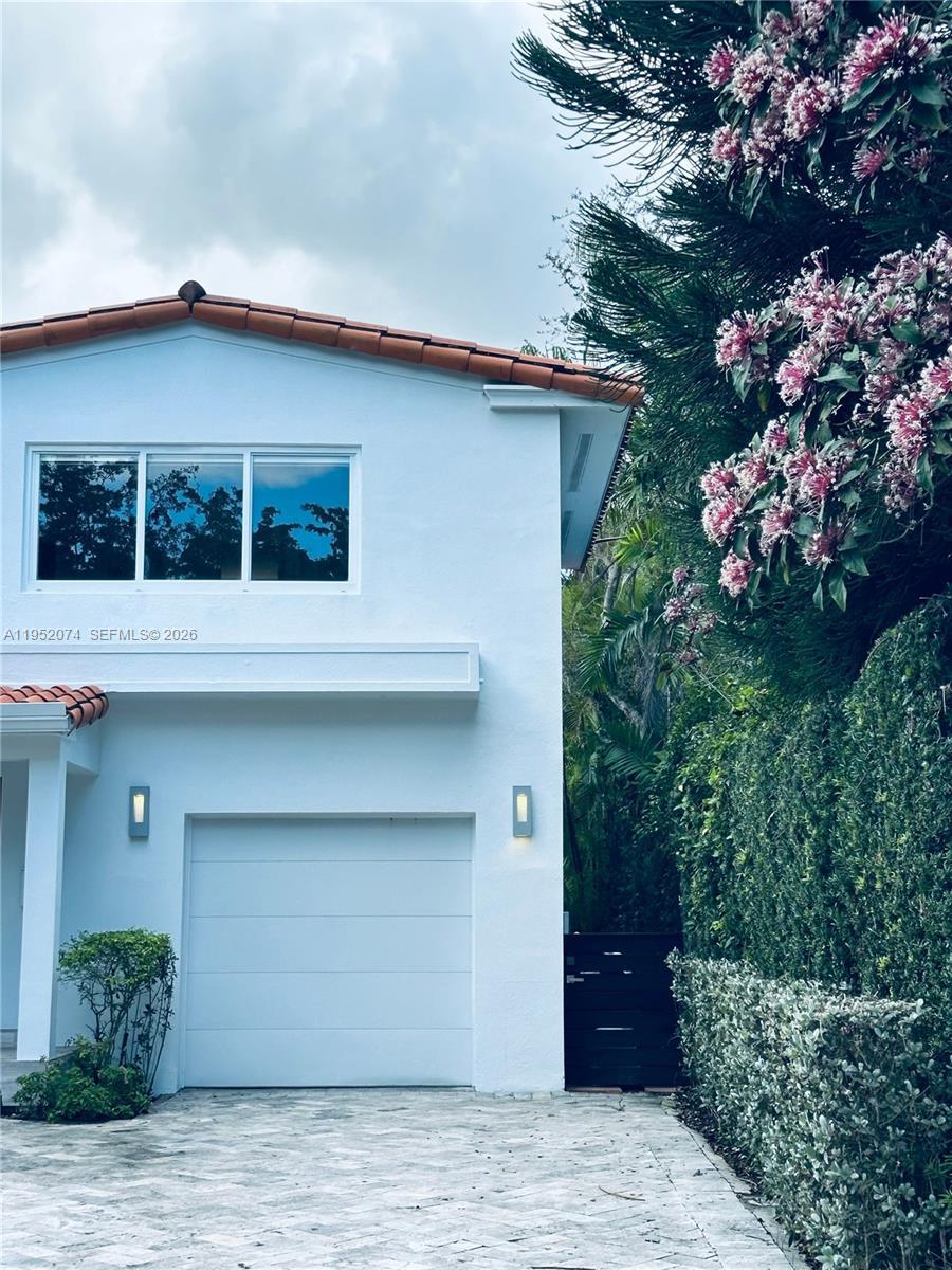 1430 N Baracoa Ave, Coral Gables FL 33146 photo 3