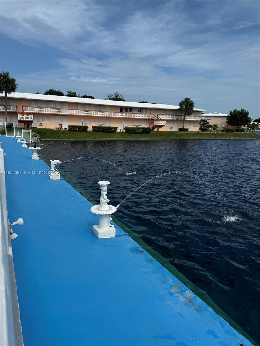 900 SW 11th Ave # 4C, Hallandale Beach FL 33009