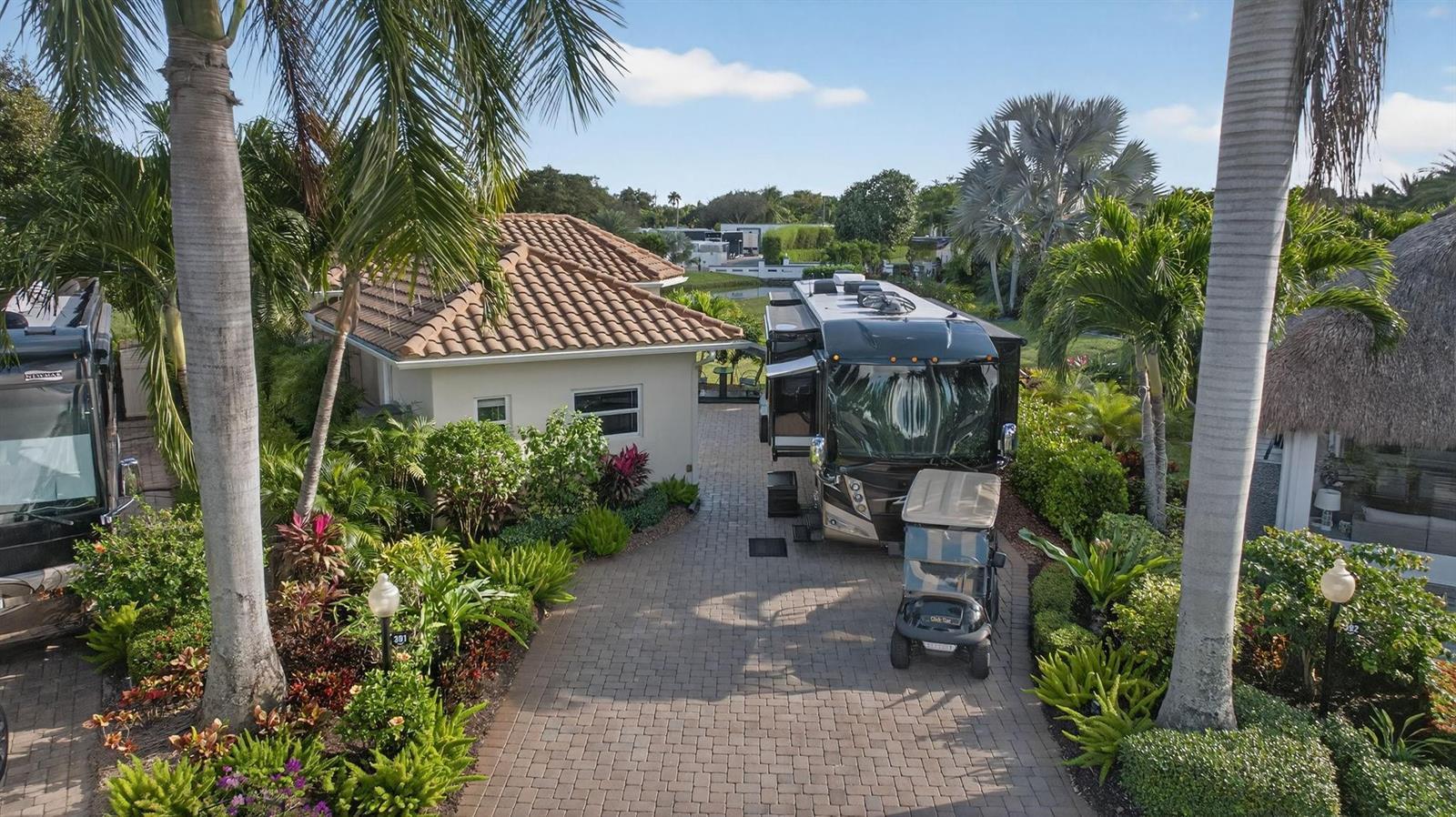 391 Sundial Circle # 391, Pompano Beach FL 33068 photo 2