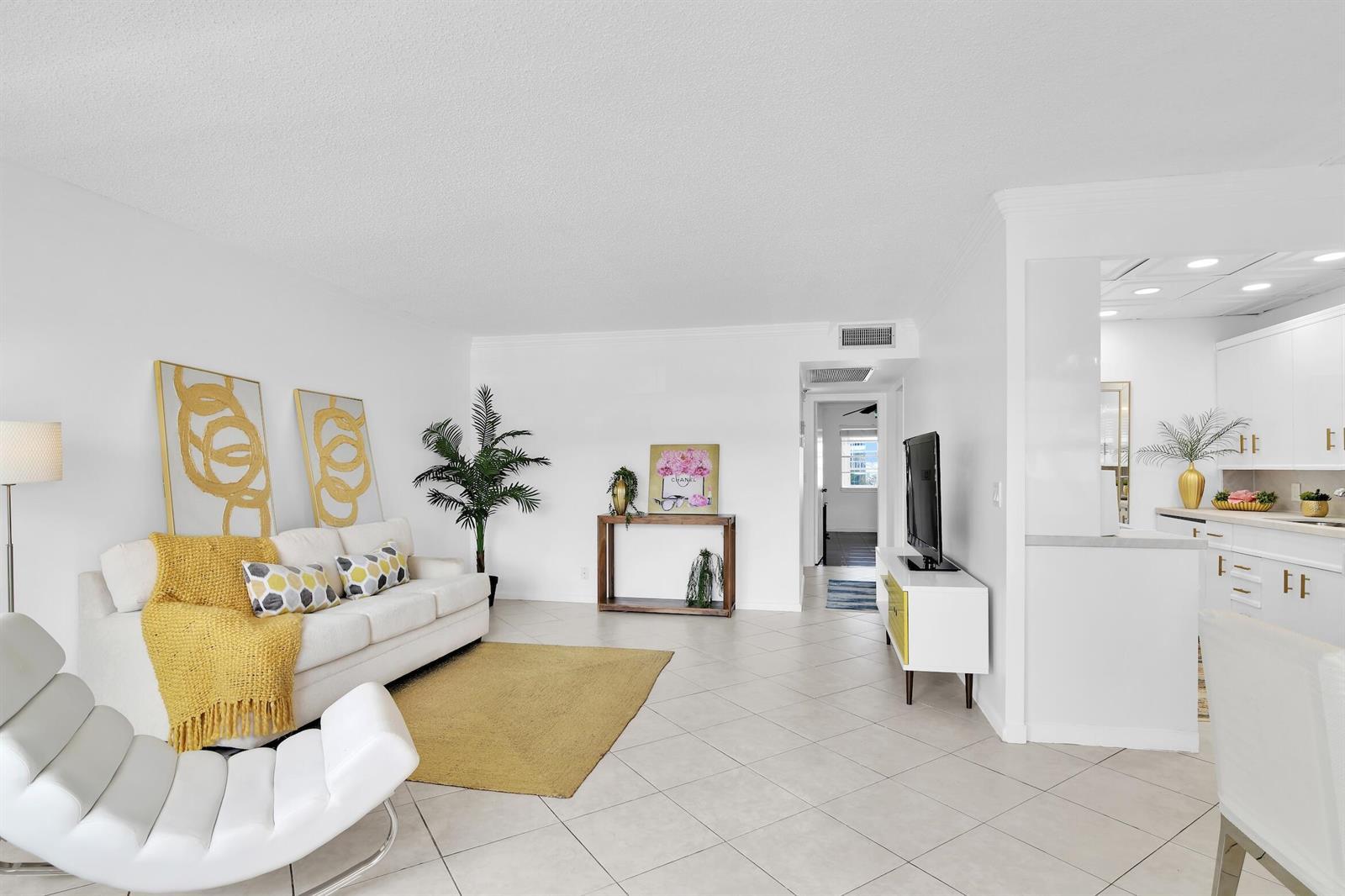 2043 Cornwall C # 2043, Boca Raton FL 33434 photo 3