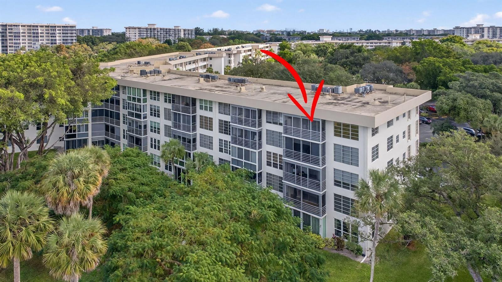 3960 Oaks Clubhouse Drive, Pompano Beach FL 33069 photo 4