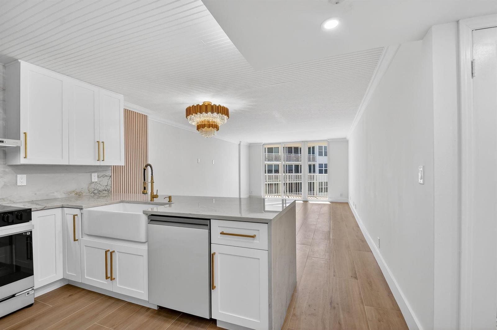 3540 S. Ocean Boulevard # 810, South Palm Beach FL 33480 photo 4