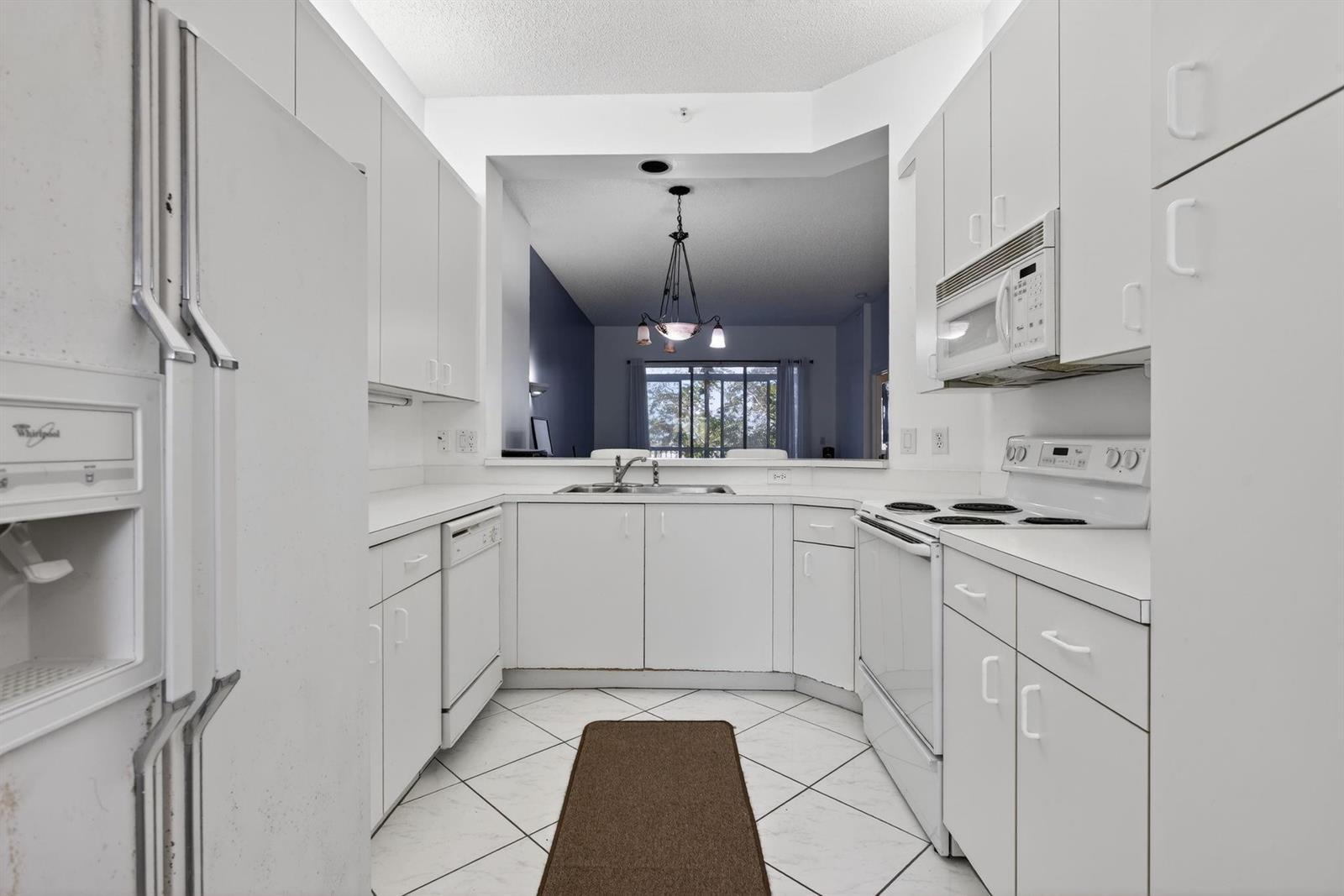 9575 Weldon Circle Apt C413, Tamarac FL 33321 photo 3