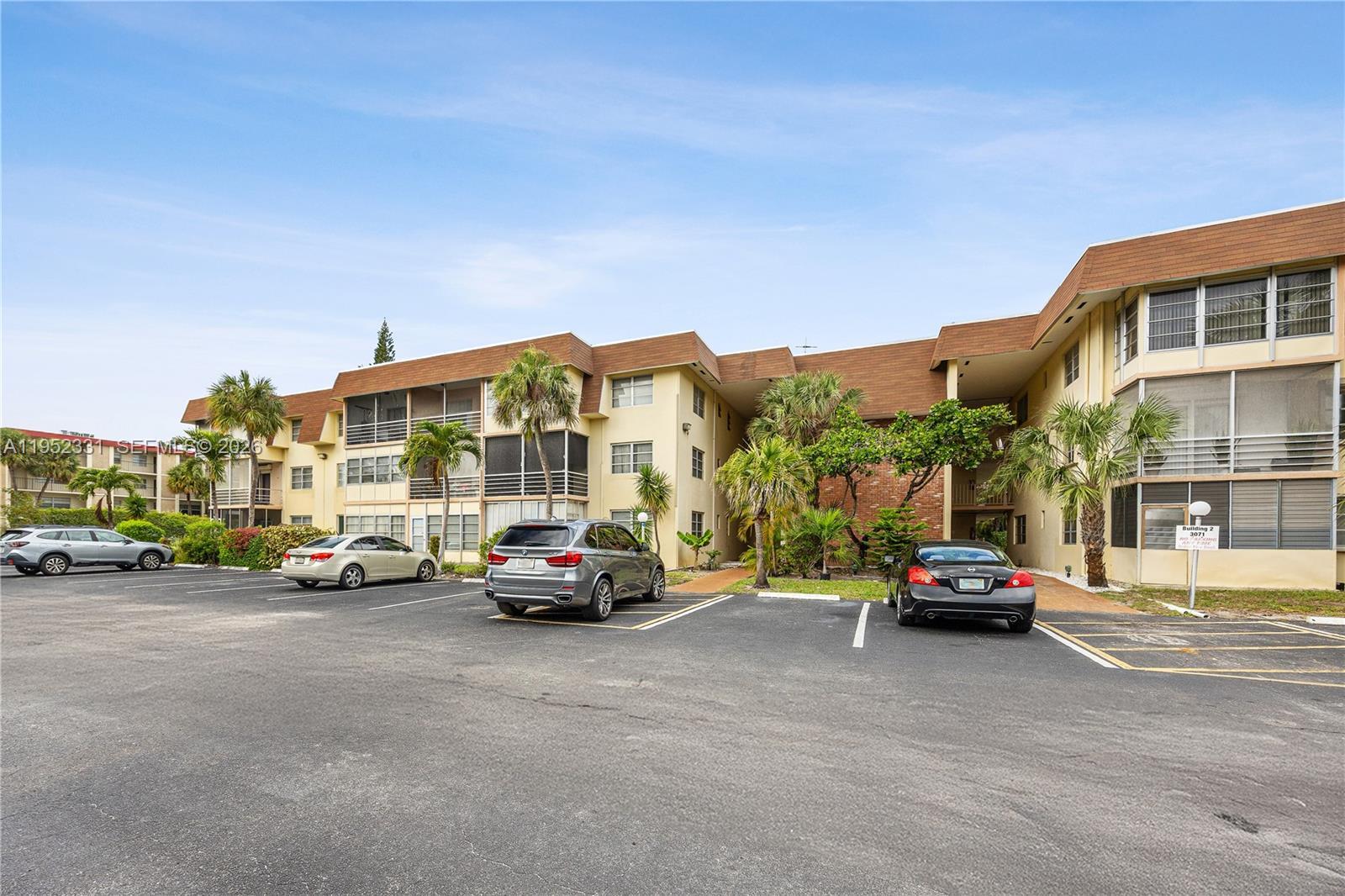 3071 NW 47th Ter # 323, Lauderdale Lakes FL 33313