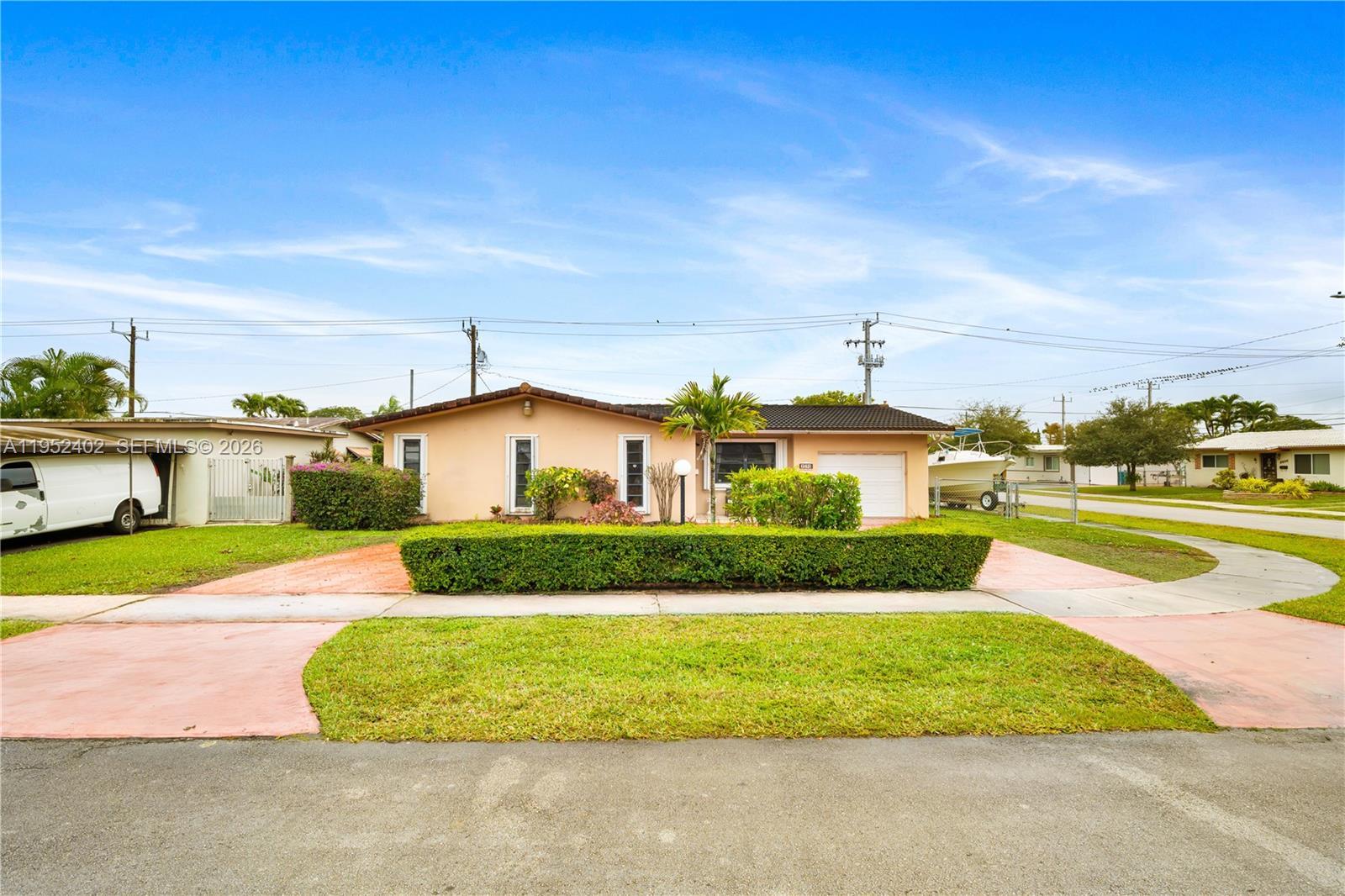 9590 SW 51st Ter, Miami FL 33165