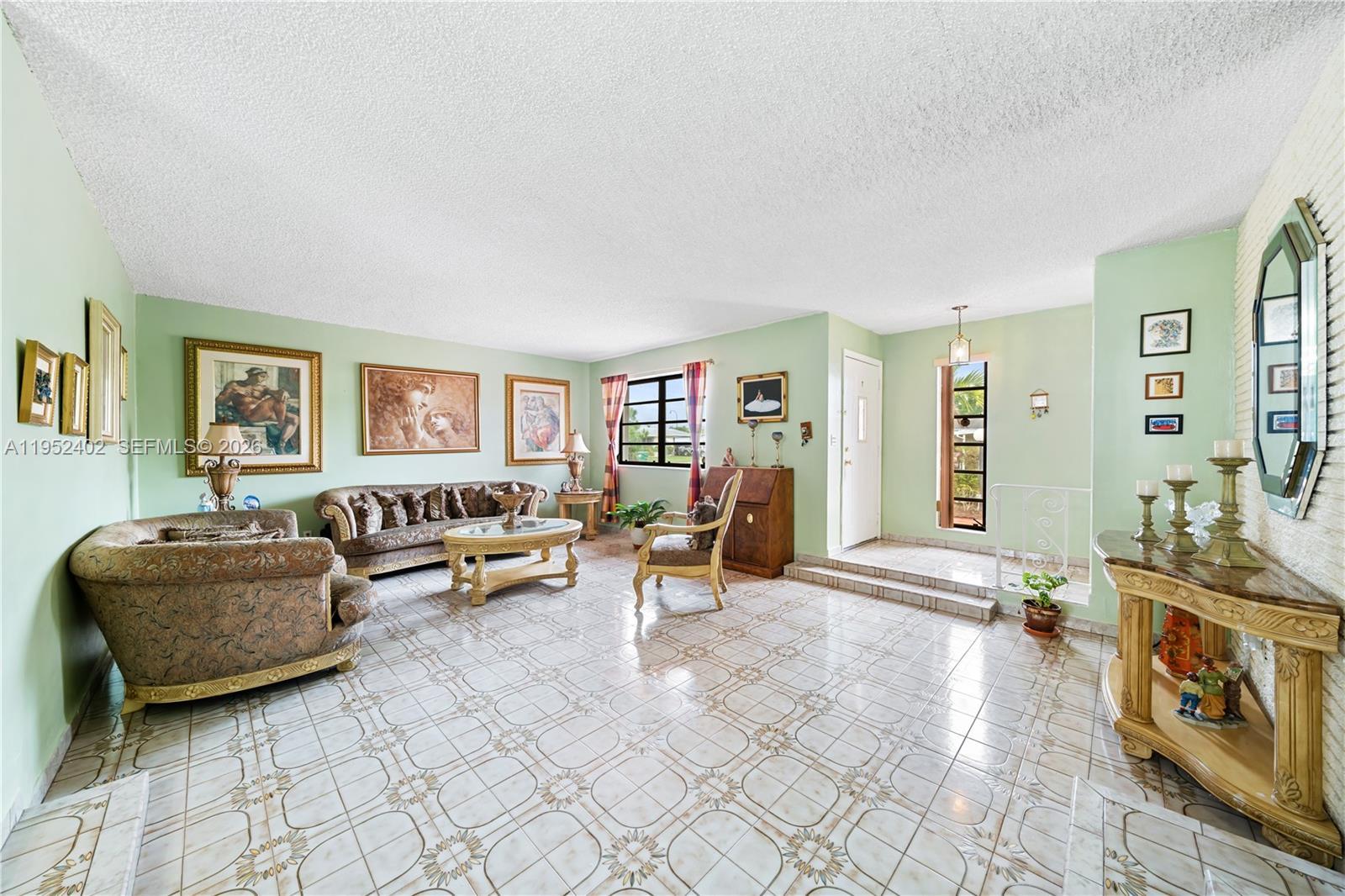 9590 SW 51st Ter, Miami FL 33165 photo 4