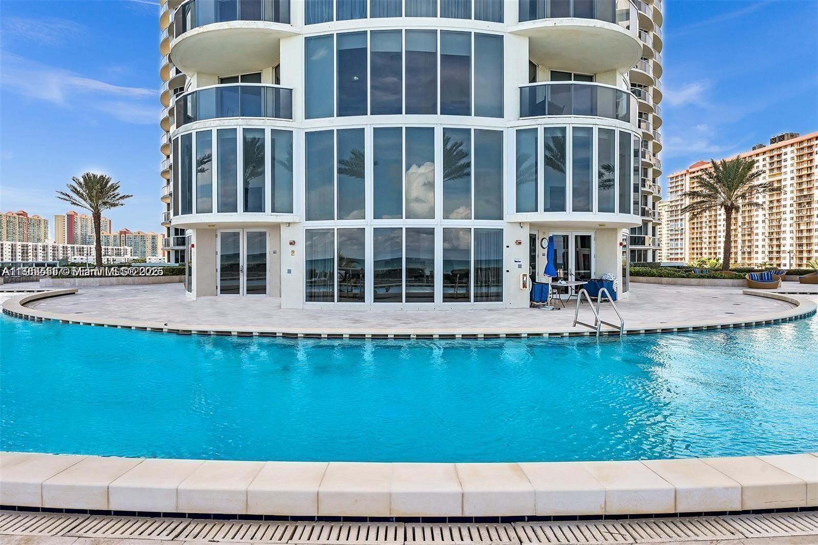 17201 Collins Ave+DEN # 1403, Sunny Isles Beach FL 33160 photo 2