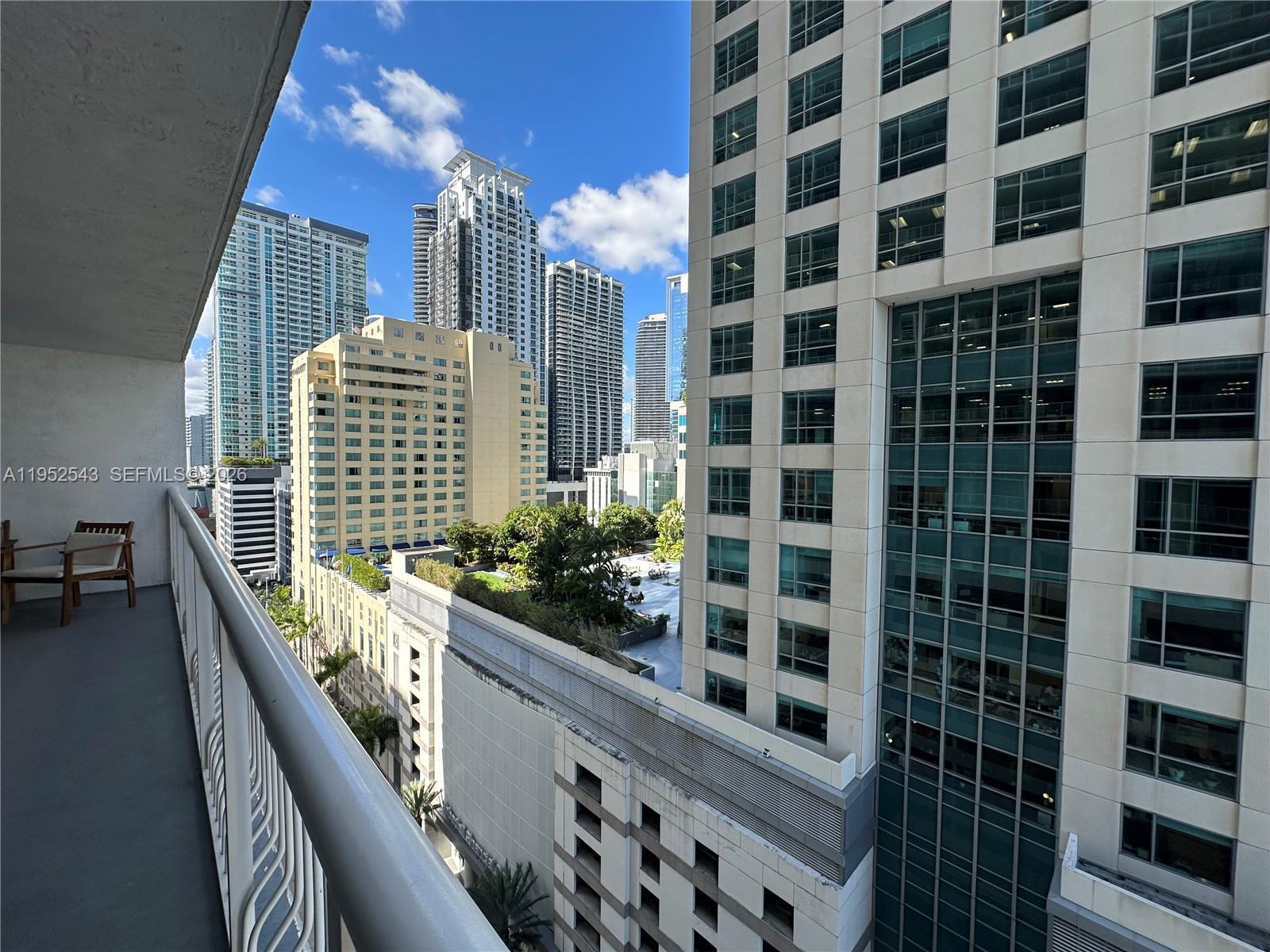 1200 Brickell Bay Dr # 1712, Miami FL 33131 photo 3