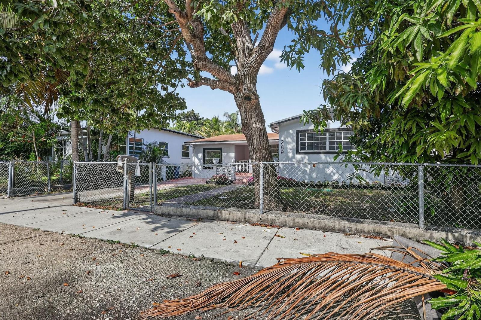 269 NE 110th Terrace, Miami FL 33161 photo 4