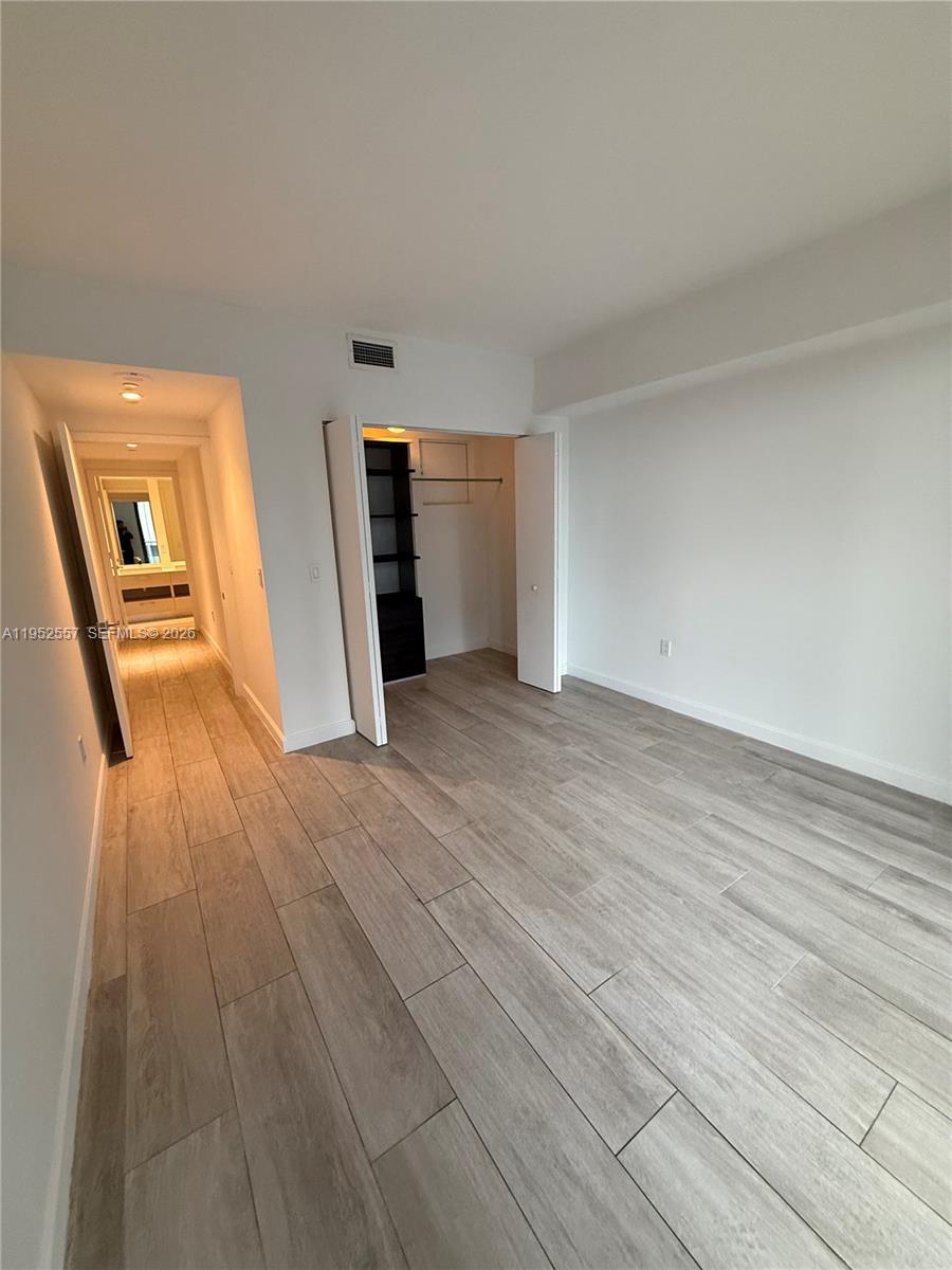 45 SW 9th St # 1004, Miami FL 33130 photo 5