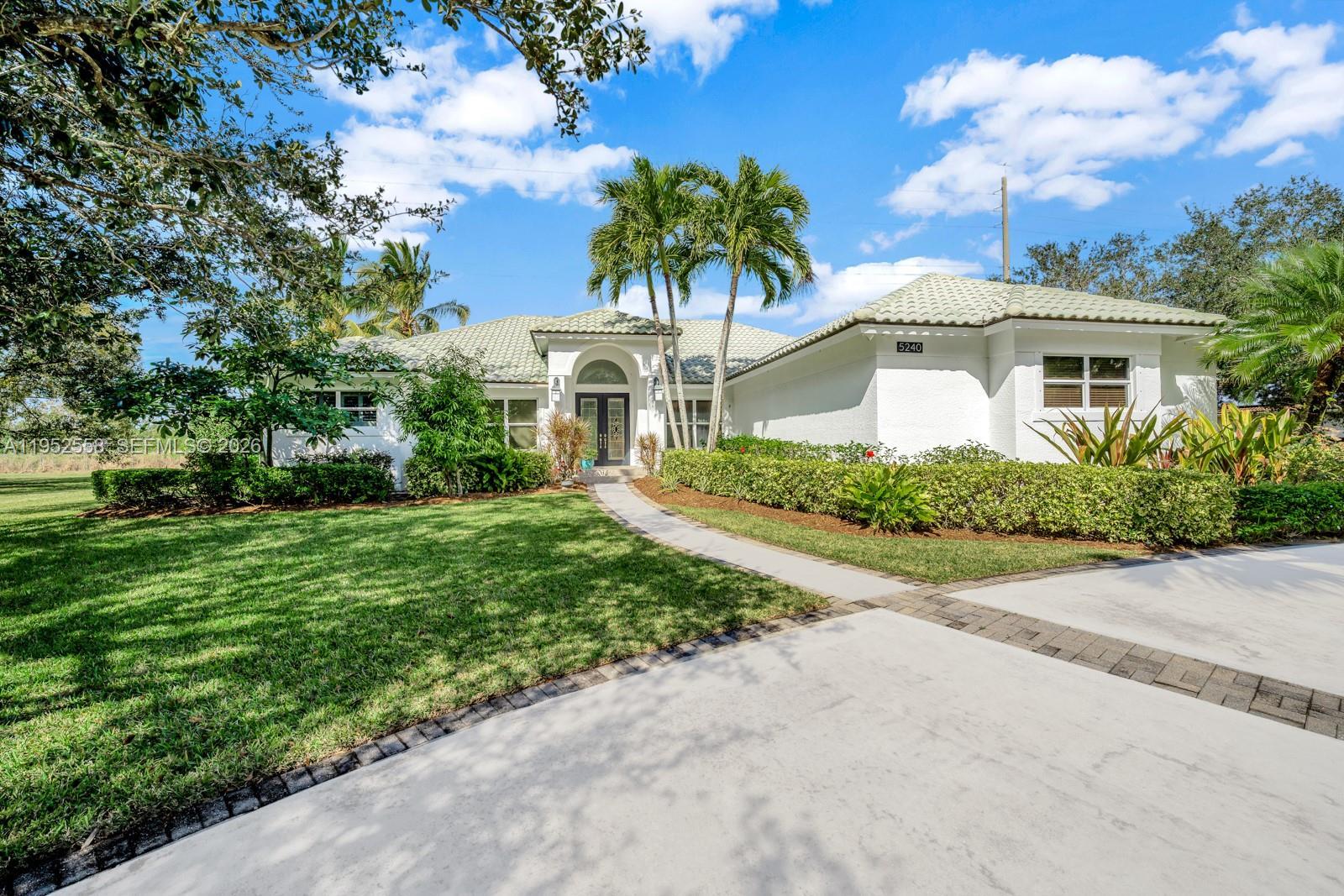 5240 Rosewood Ln, Vero Beach FL 32966 photo 2