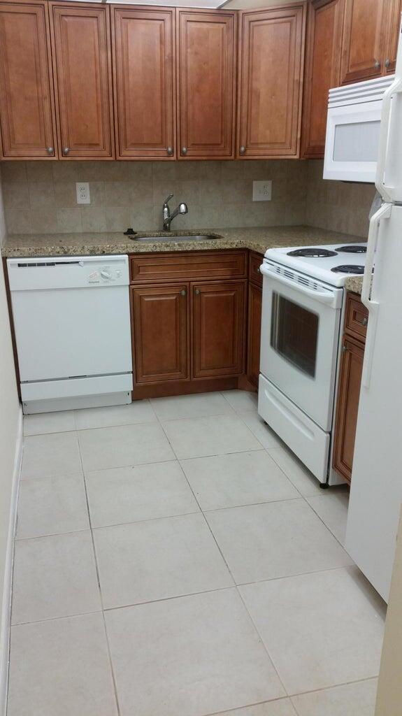 642 NW 13th Street # 24, Boca Raton FL 33486 photo 4