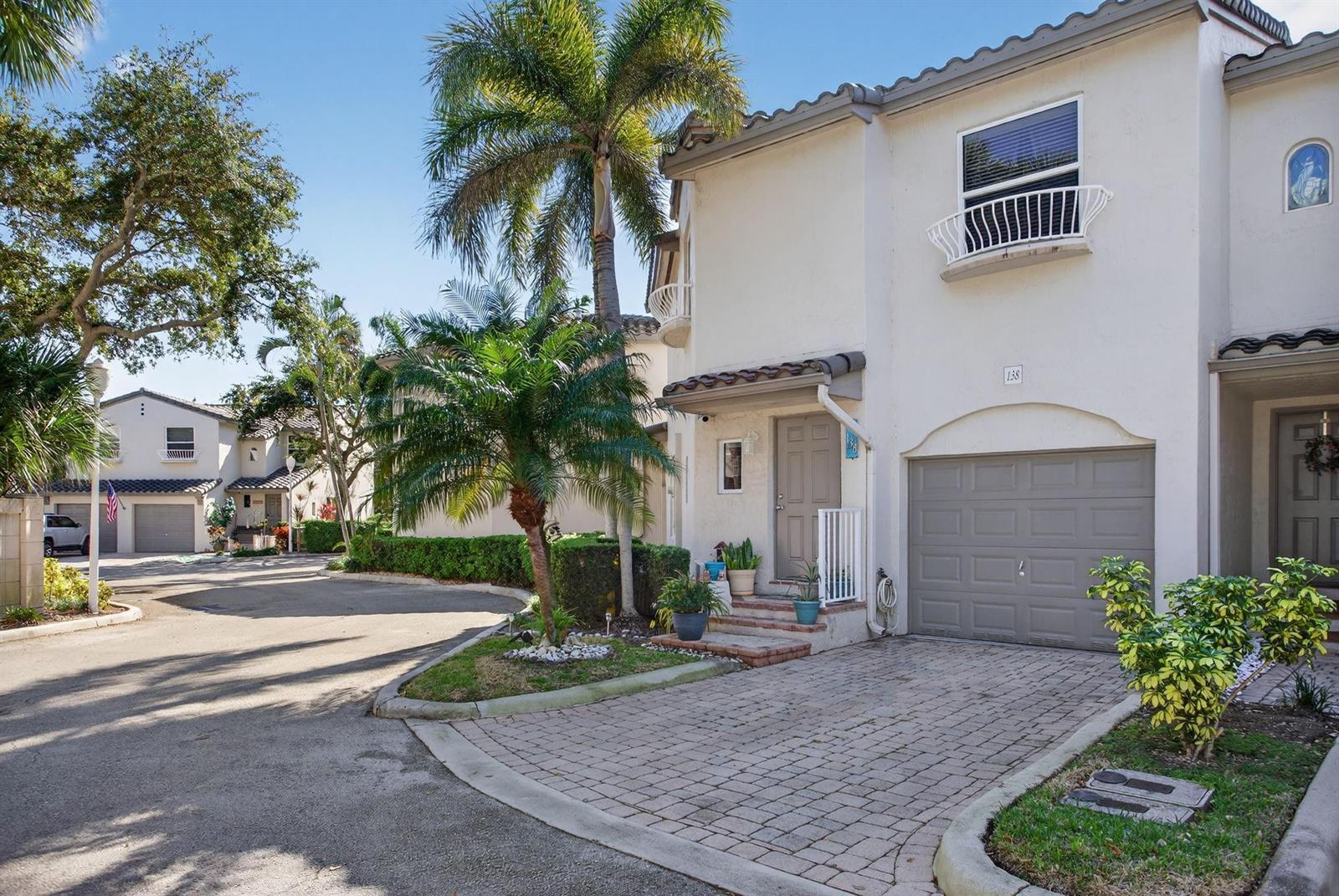 1900 Oceanwalk Lane # 138, Pompano Beach FL 33062