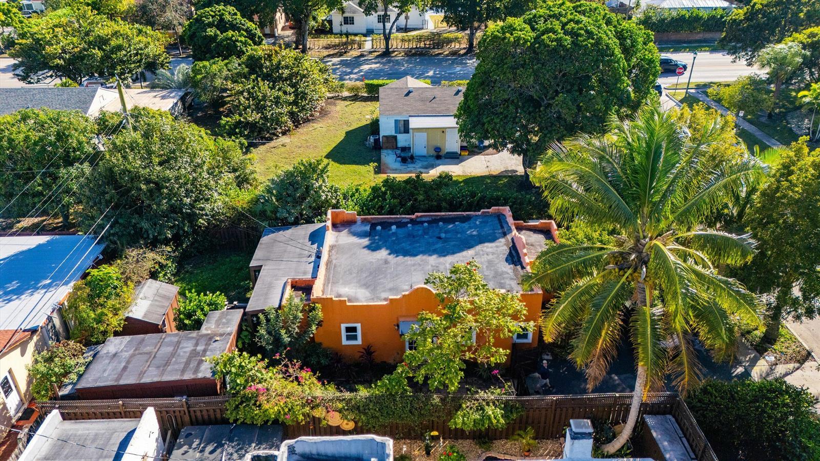 6704 Garden Avenue, West Palm Beach FL 33405 photo 4
