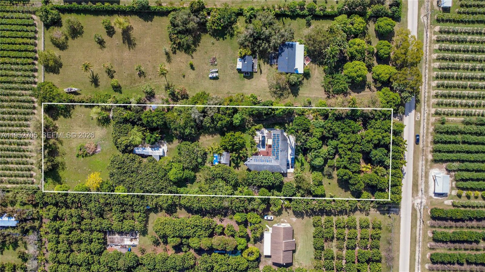 37225 SW 214th Ave, Homestead FL 33034 photo 2