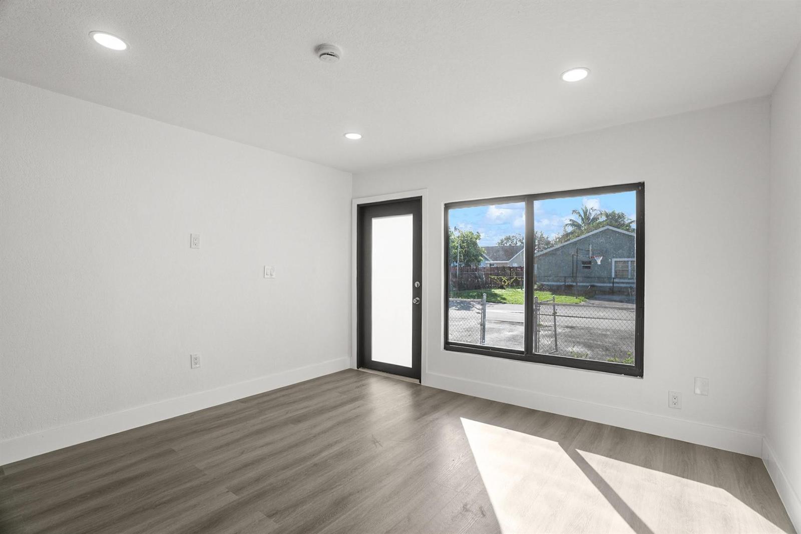20731 NW 41st Avenue Road, Miami Gardens FL 33055 photo 4