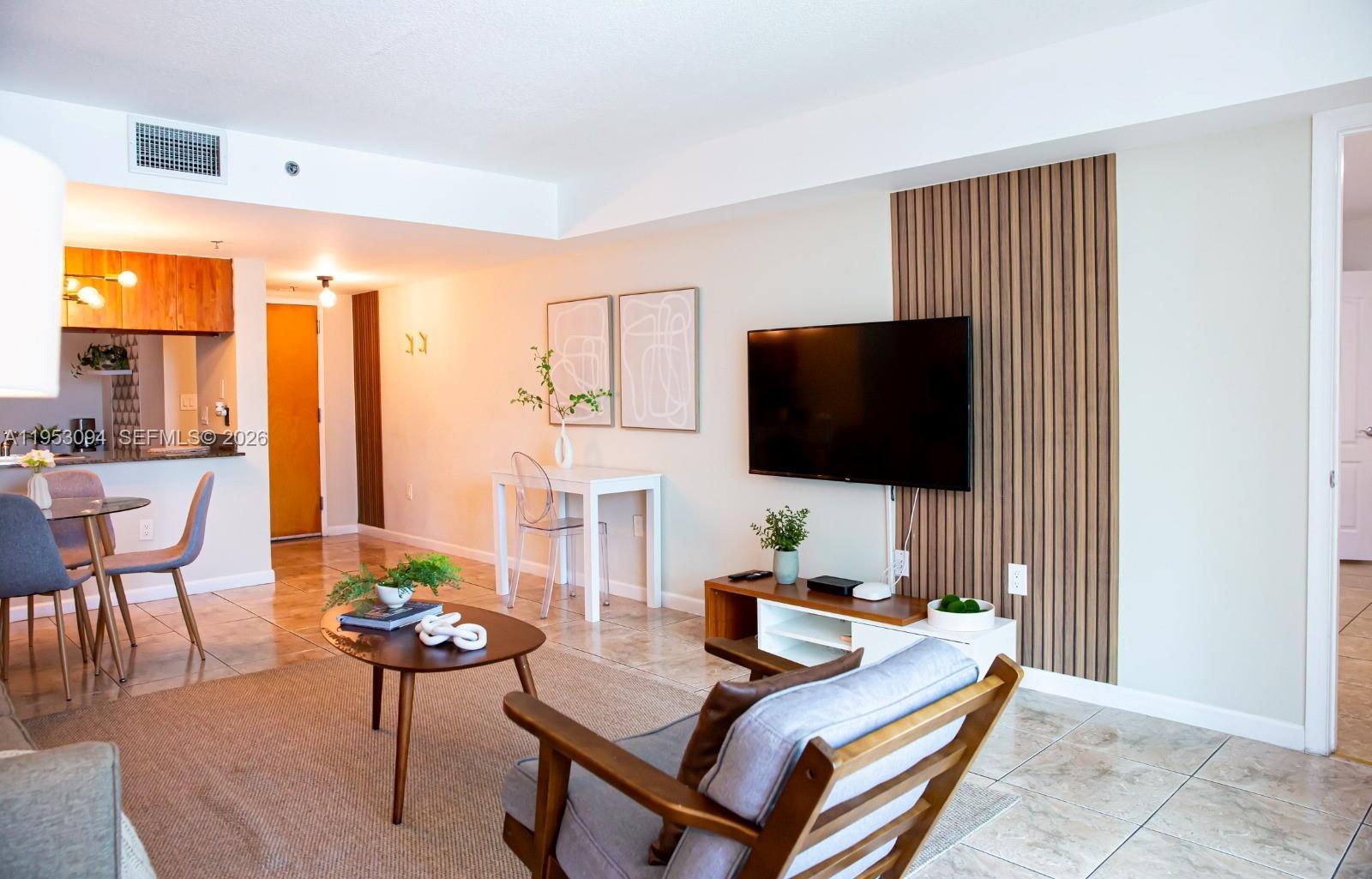 1200 Brickell Bay Dr # 3215, Miami FL 33131 photo 3