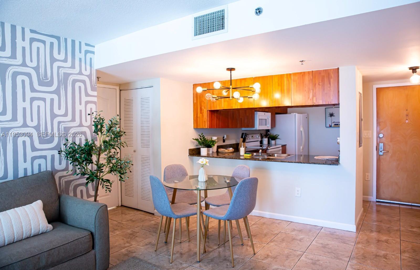 1200 Brickell Bay Dr # 3215, Miami FL 33131 photo 5