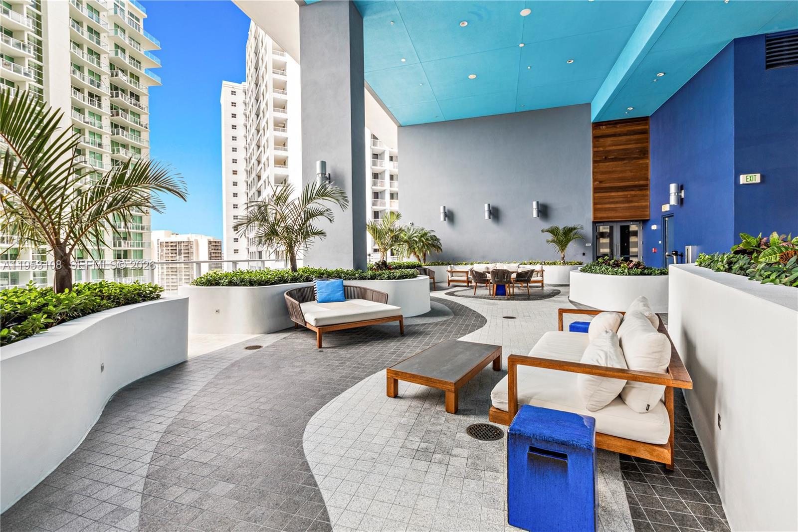 1300 Brickell Bay Dr # 3302, Miami FL 33131 photo 4