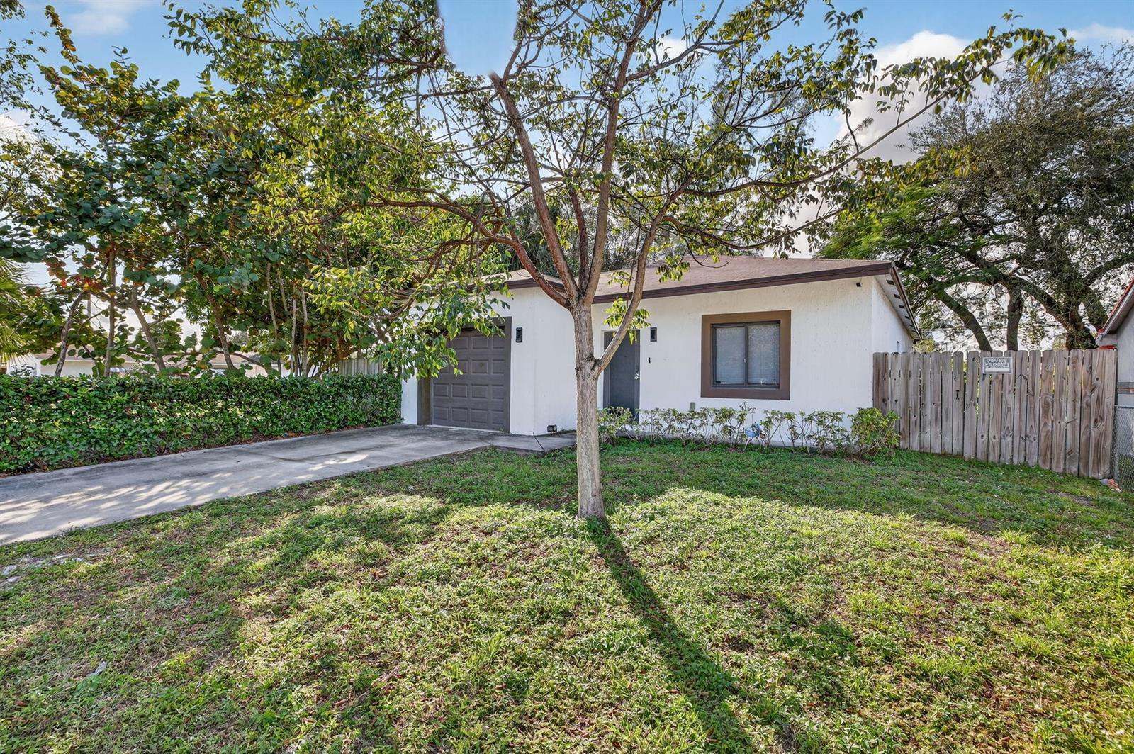 205 NW 27th Terrace, Fort Lauderdale FL 33311 photo 4