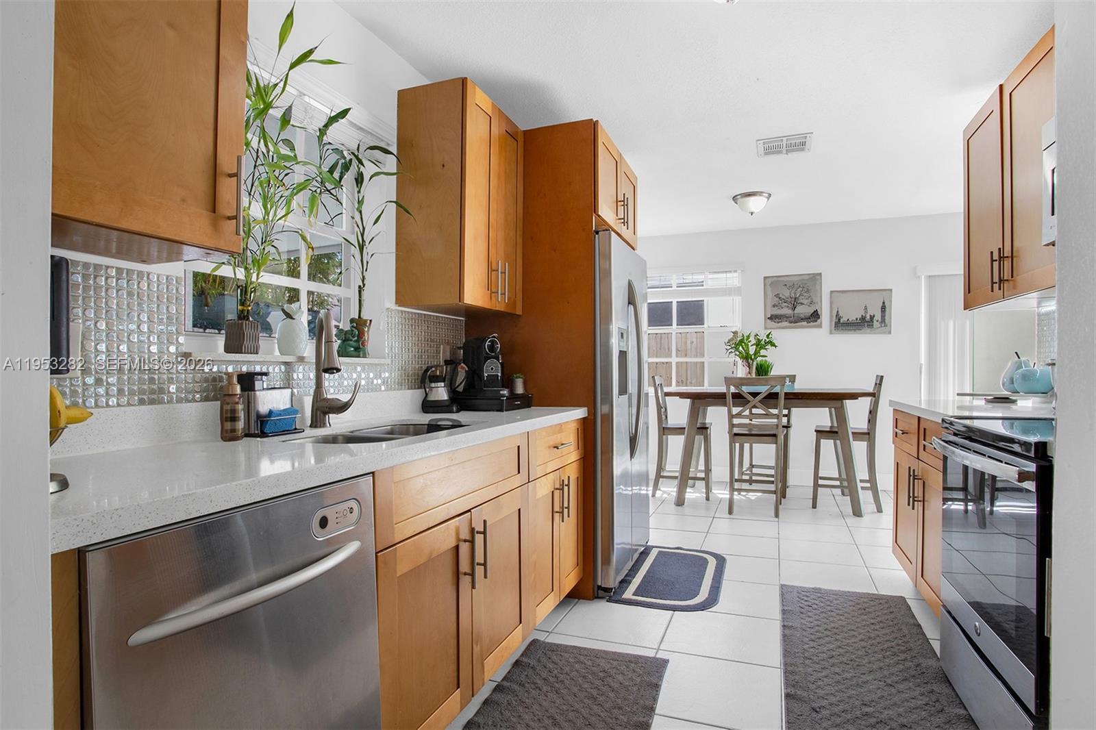 10137 SW 223rd Ter, Cutler Bay FL 33190 photo 3